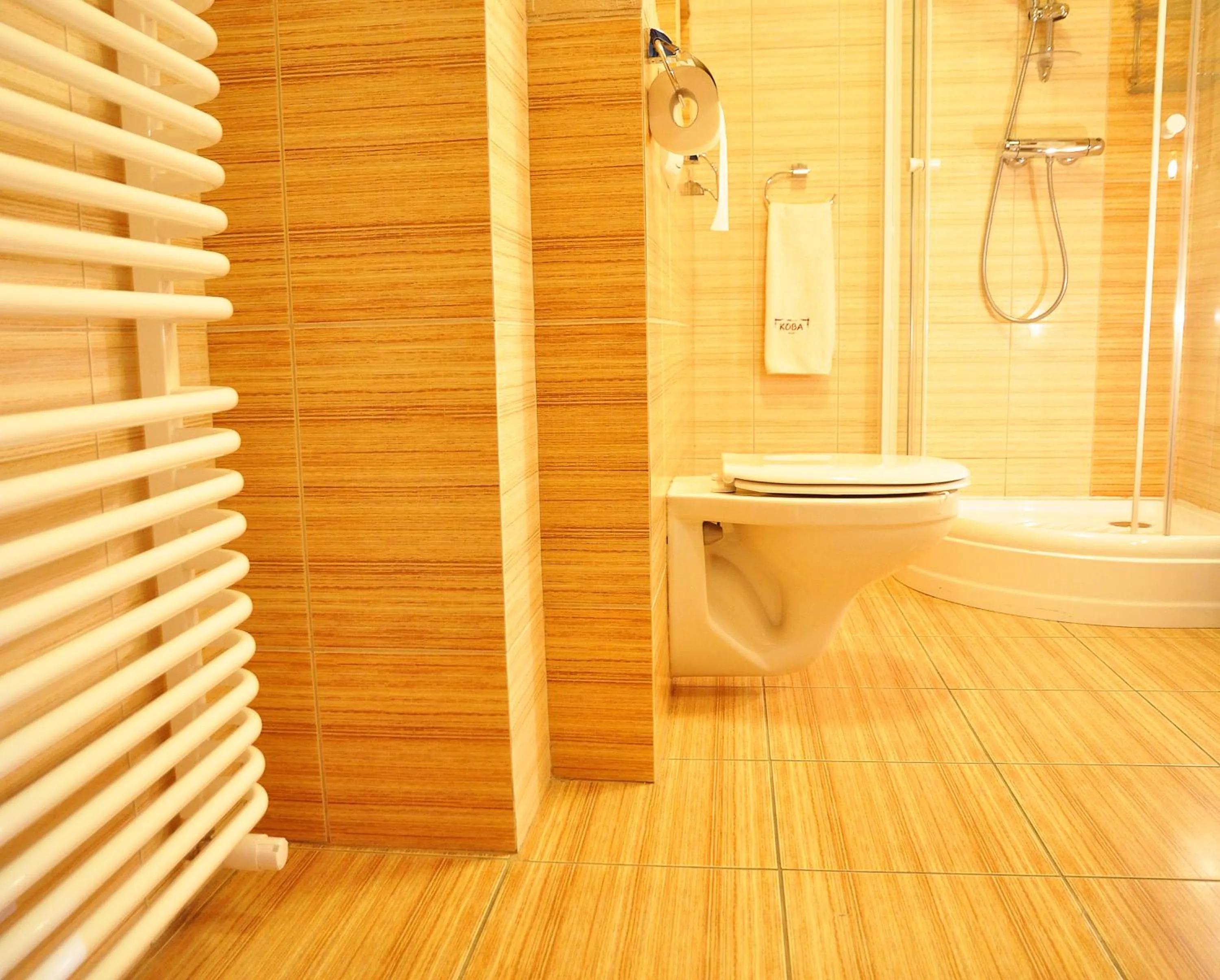 Shower in Willa Koba