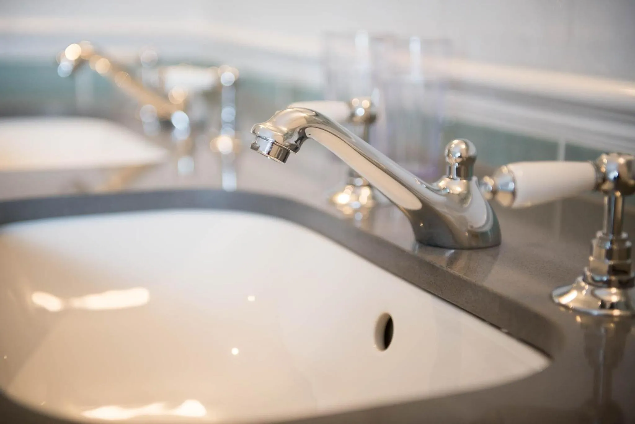 Bathroom in The Horse and Farrier Inn and The Salutation Inn Threlkeld Keswick