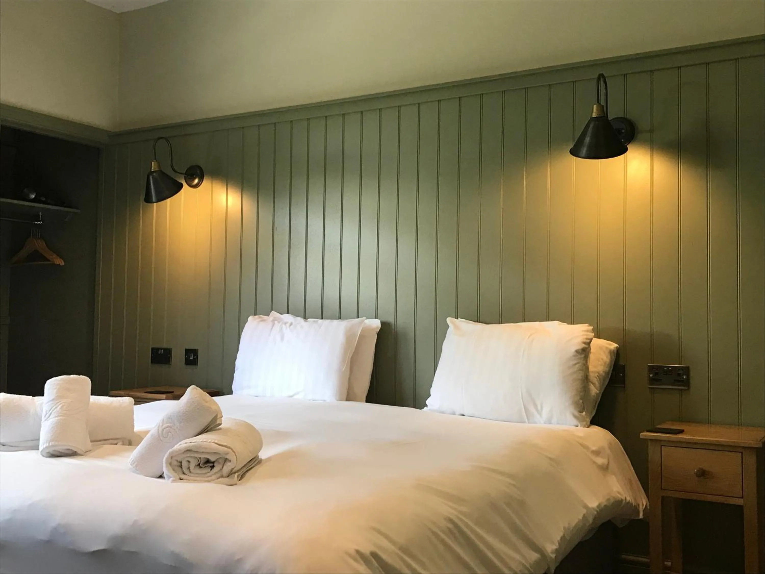 Bedroom, Bed in The Horse and Farrier Inn and The Salutation Inn Threlkeld Keswick