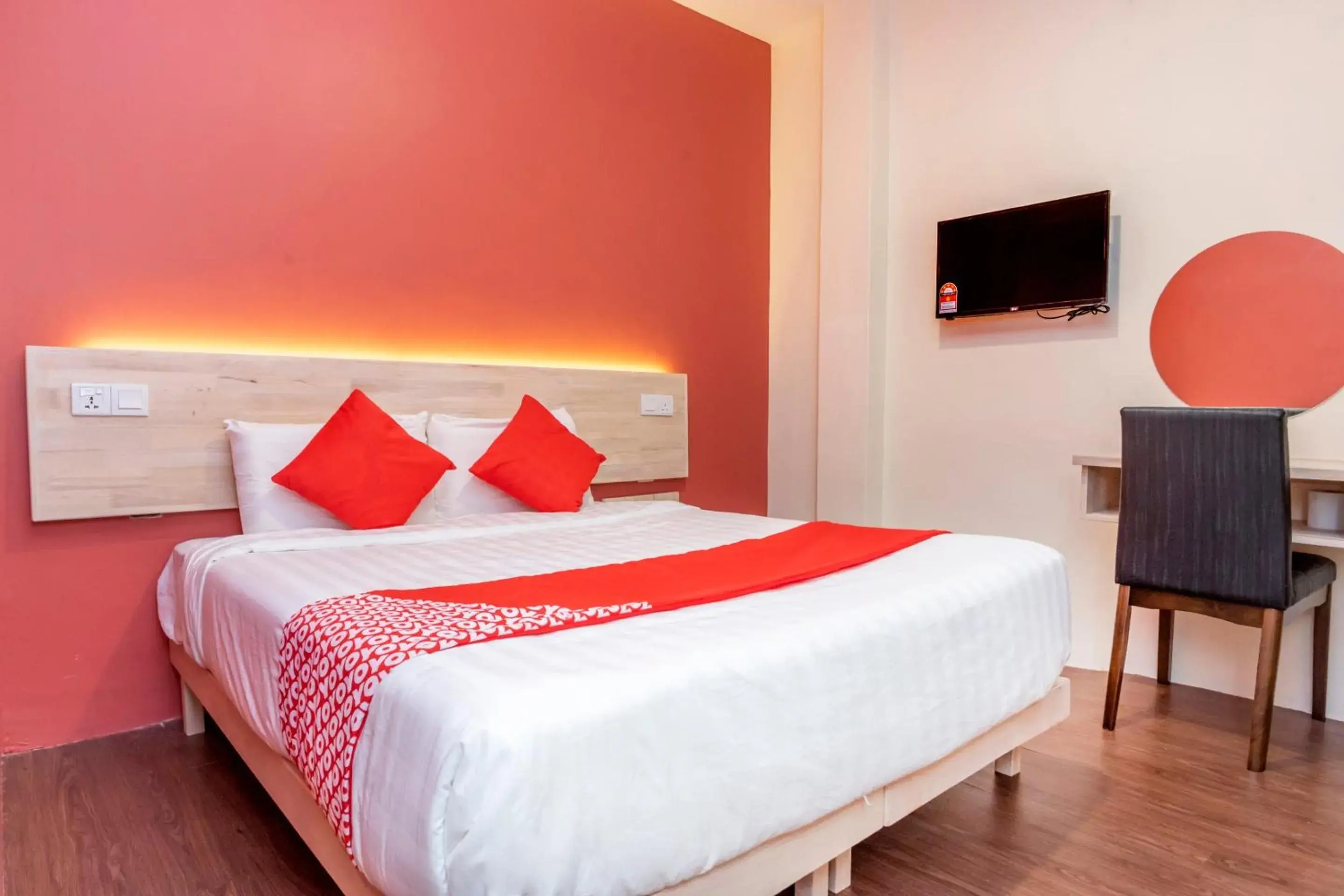 Premium King Room in OYO 778 Bmw 2 Hotel Premium King Room in OYO 778 Bmw 2 Hotel