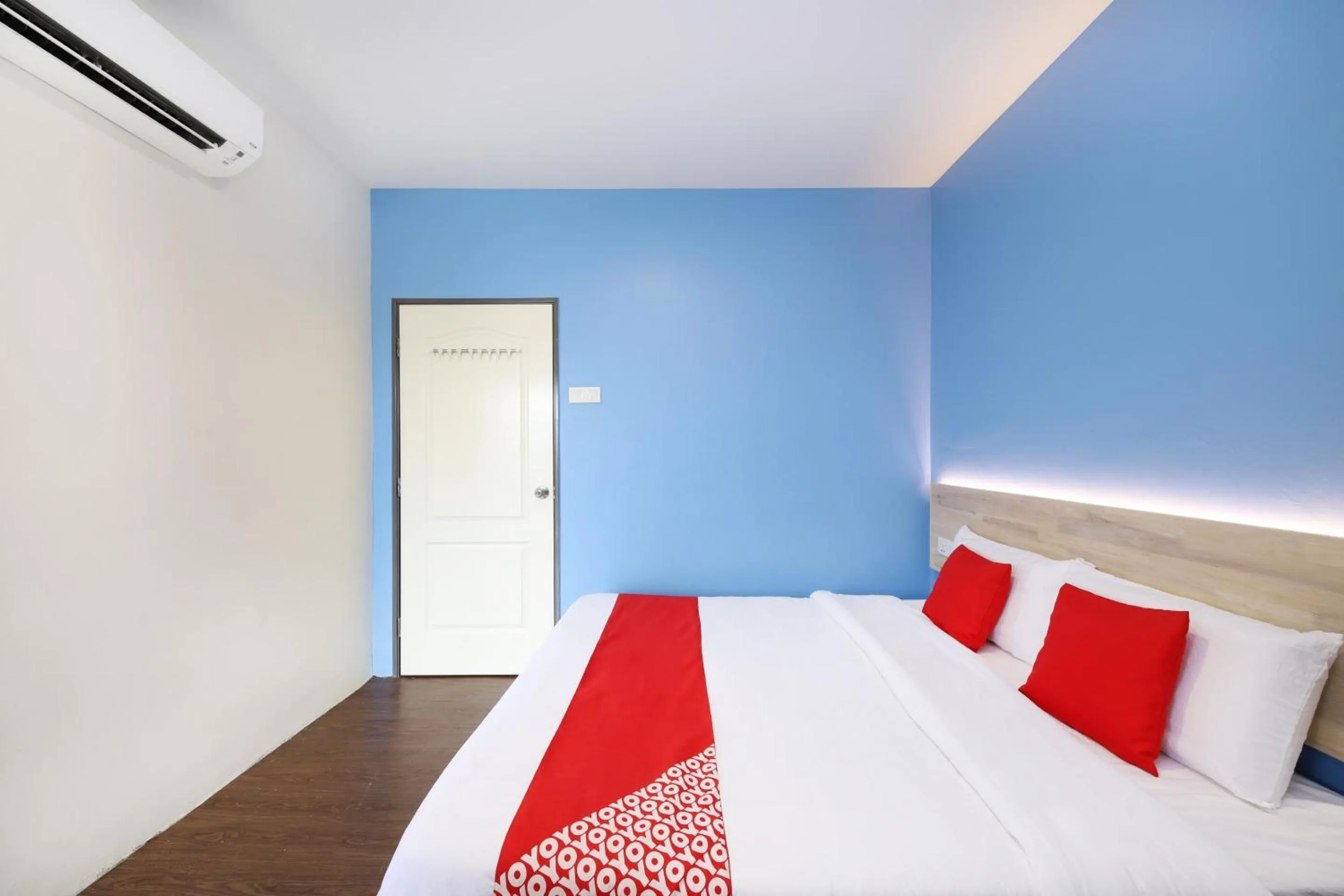 Bedroom, Bed in OYO 778 Bmw 2 Hotel