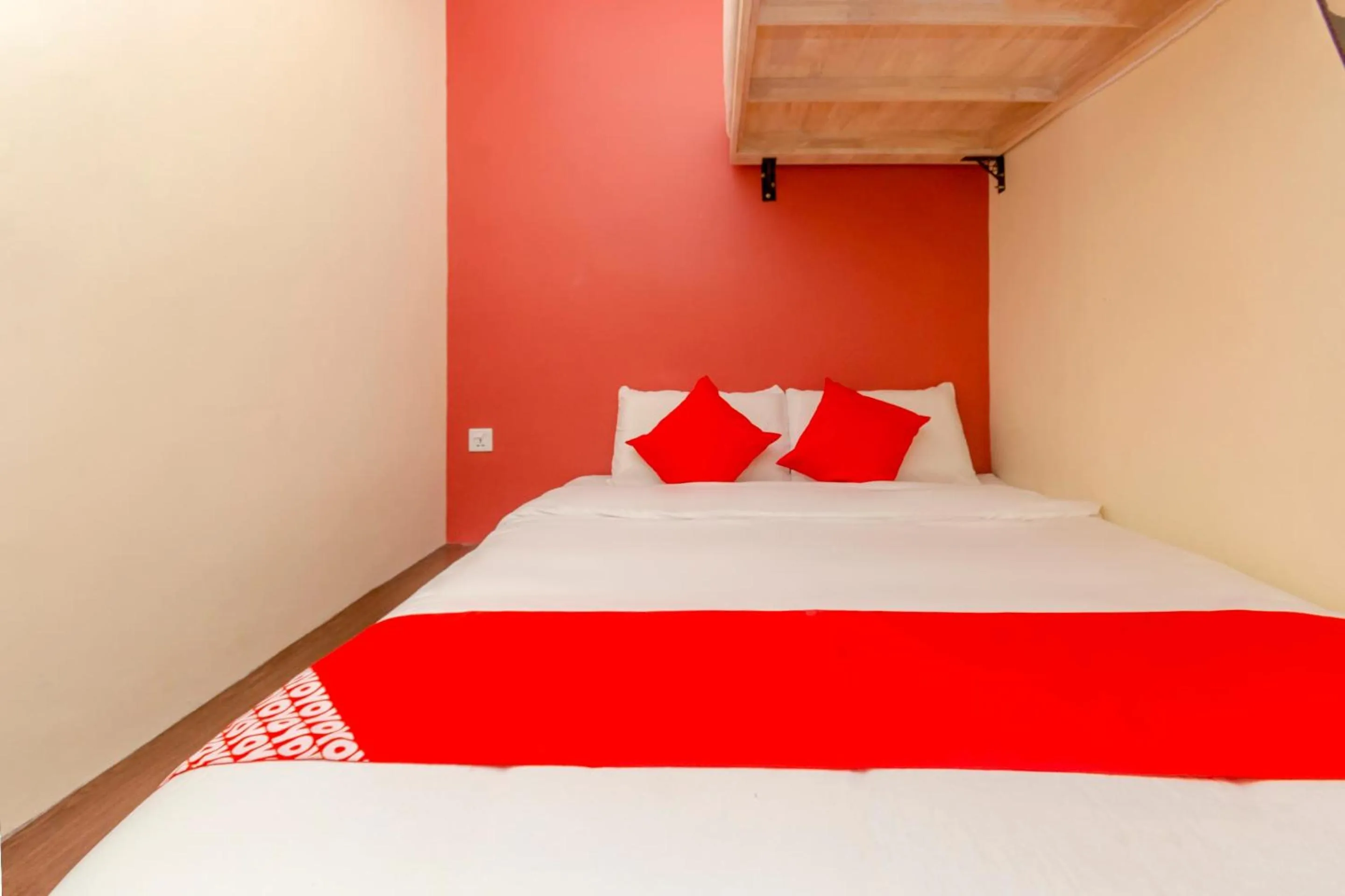 Bedroom, Bed in OYO 778 Bmw 2 Hotel