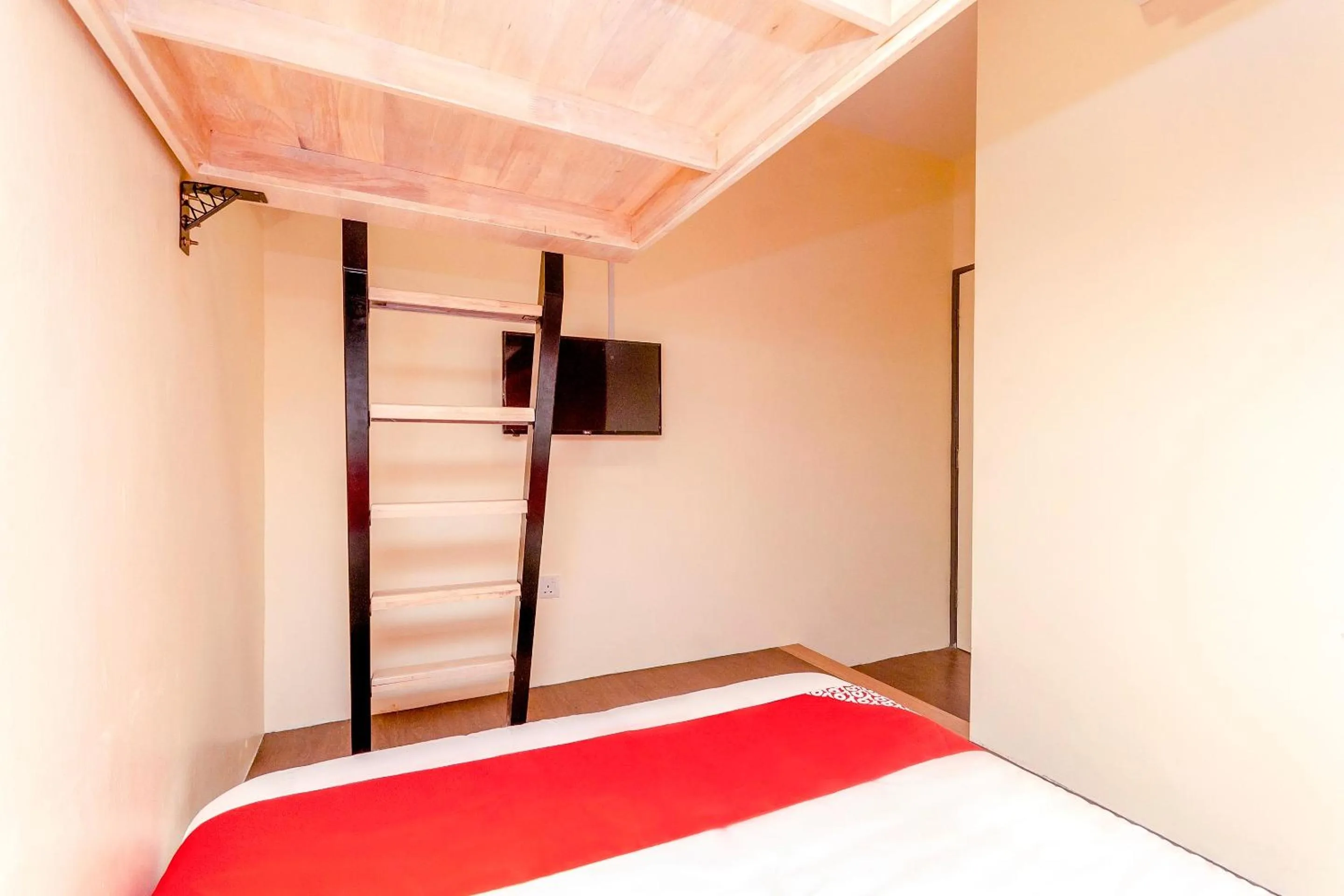 Bedroom, Bed in OYO 778 Bmw 2 Hotel