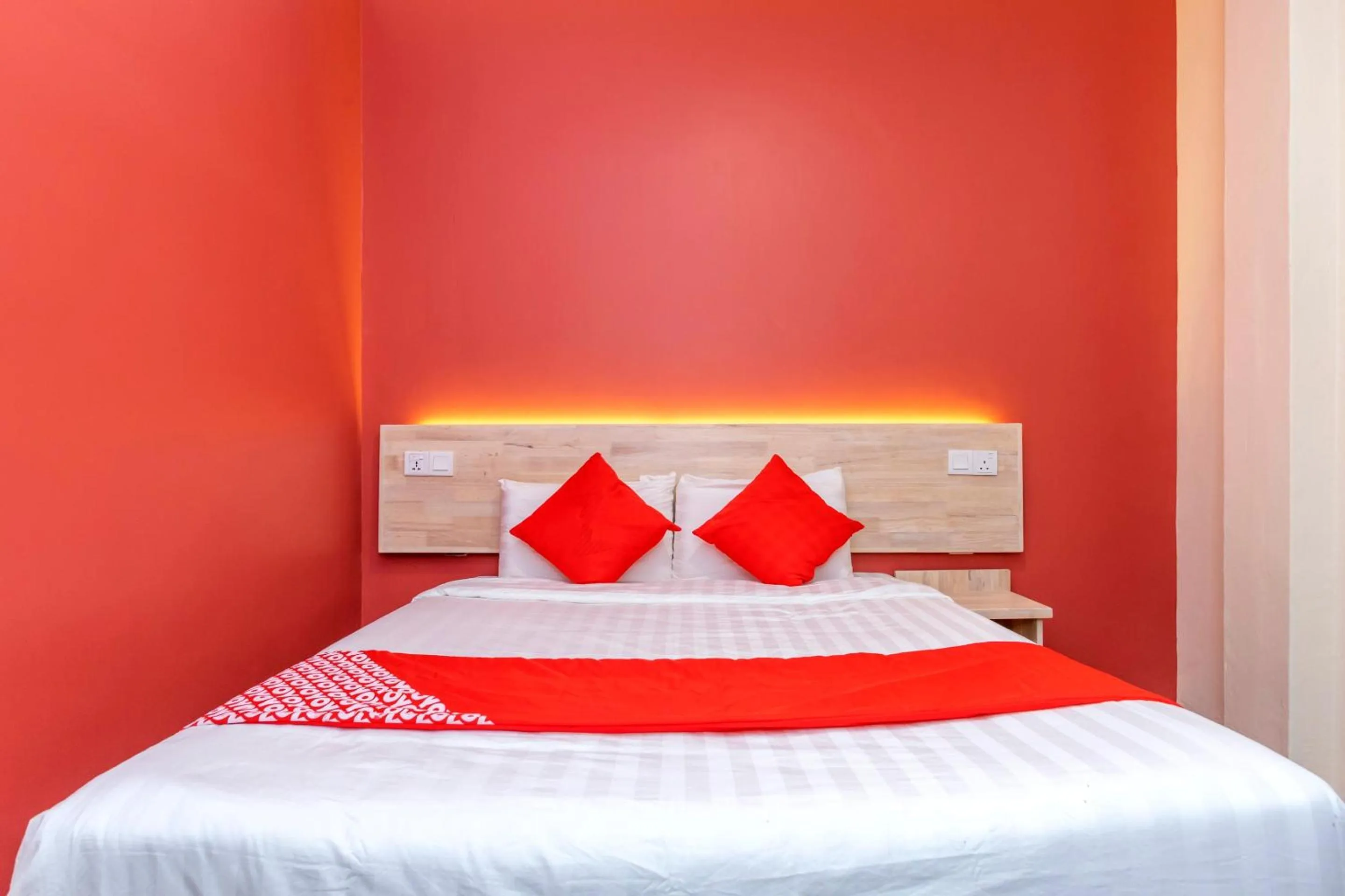 Bedroom, Bed in OYO 778 Bmw 2 Hotel