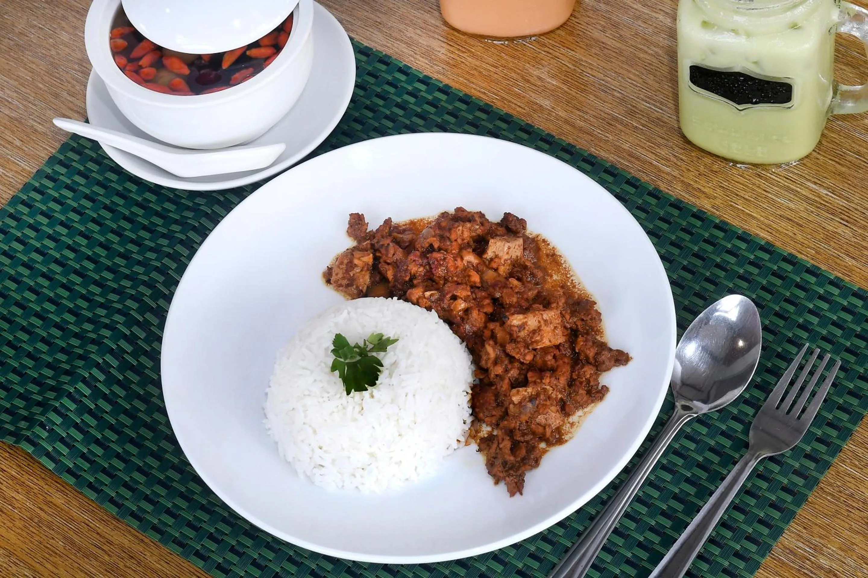 Food in OYO 778 Bmw 2 Hotel