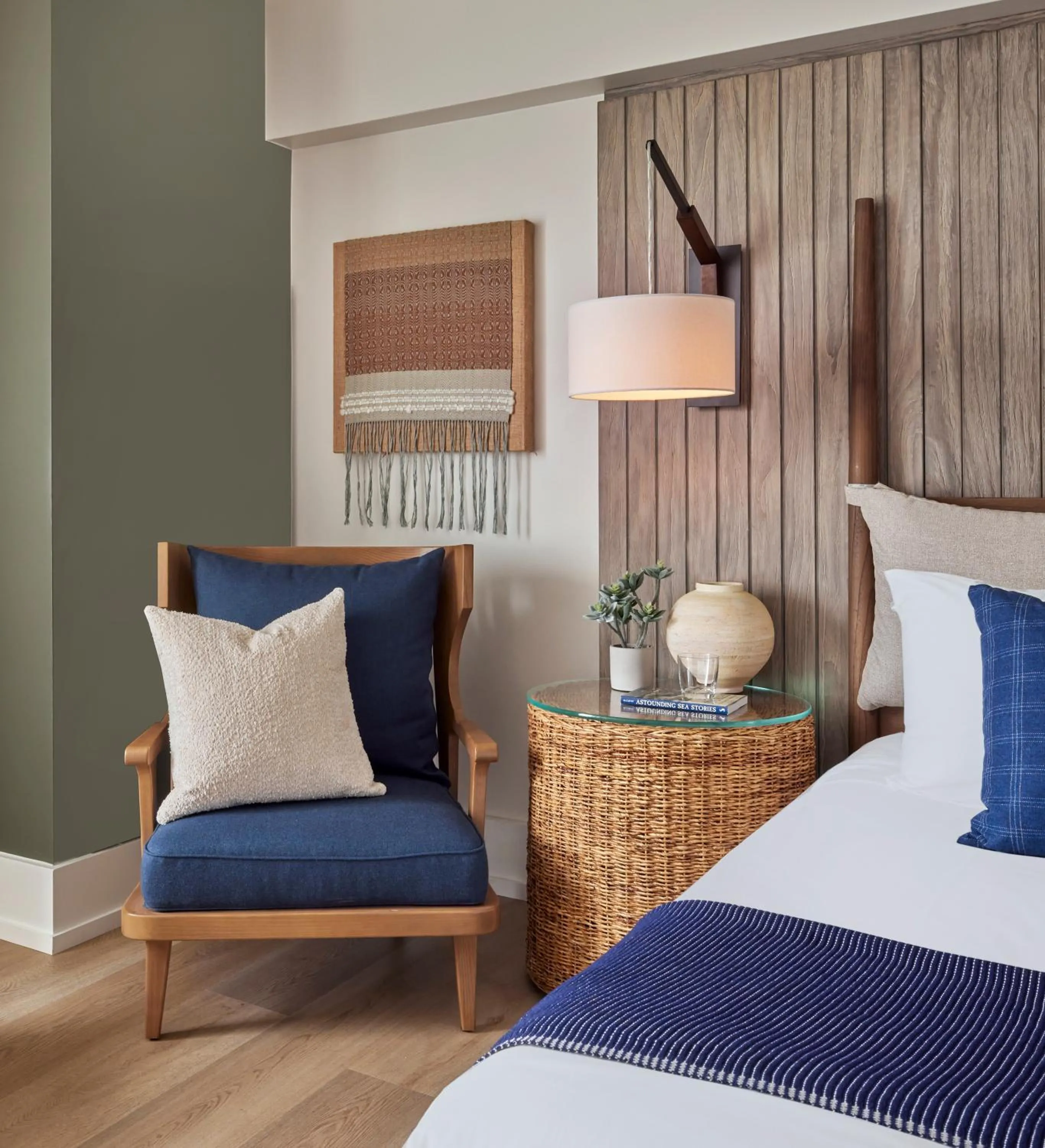 Bed in Newport Harbor Island Resort