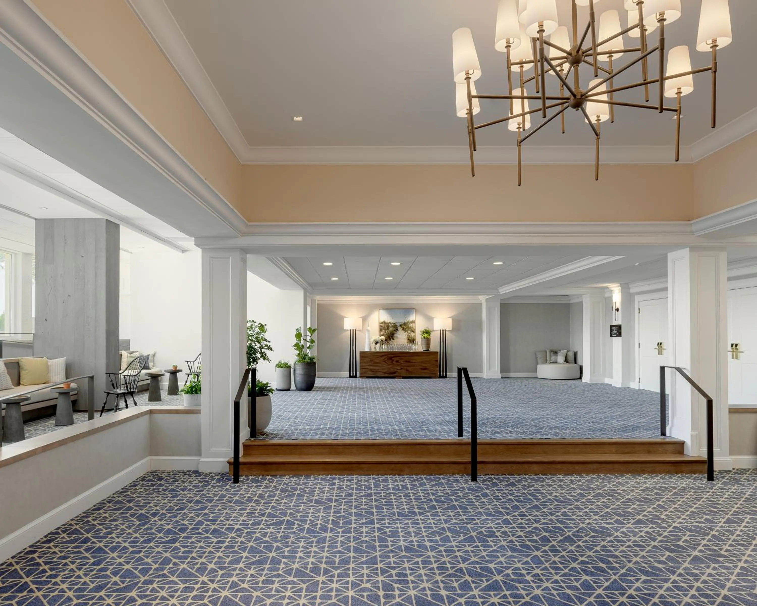 Banquet/Function facilities, Bed in Newport Harbor Island Resort