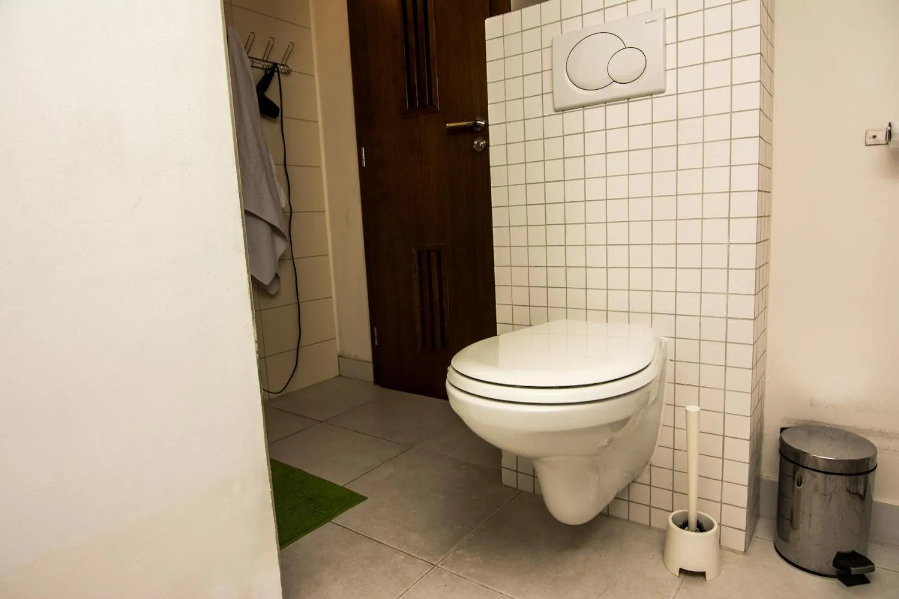 Toilet in Onefam Míru