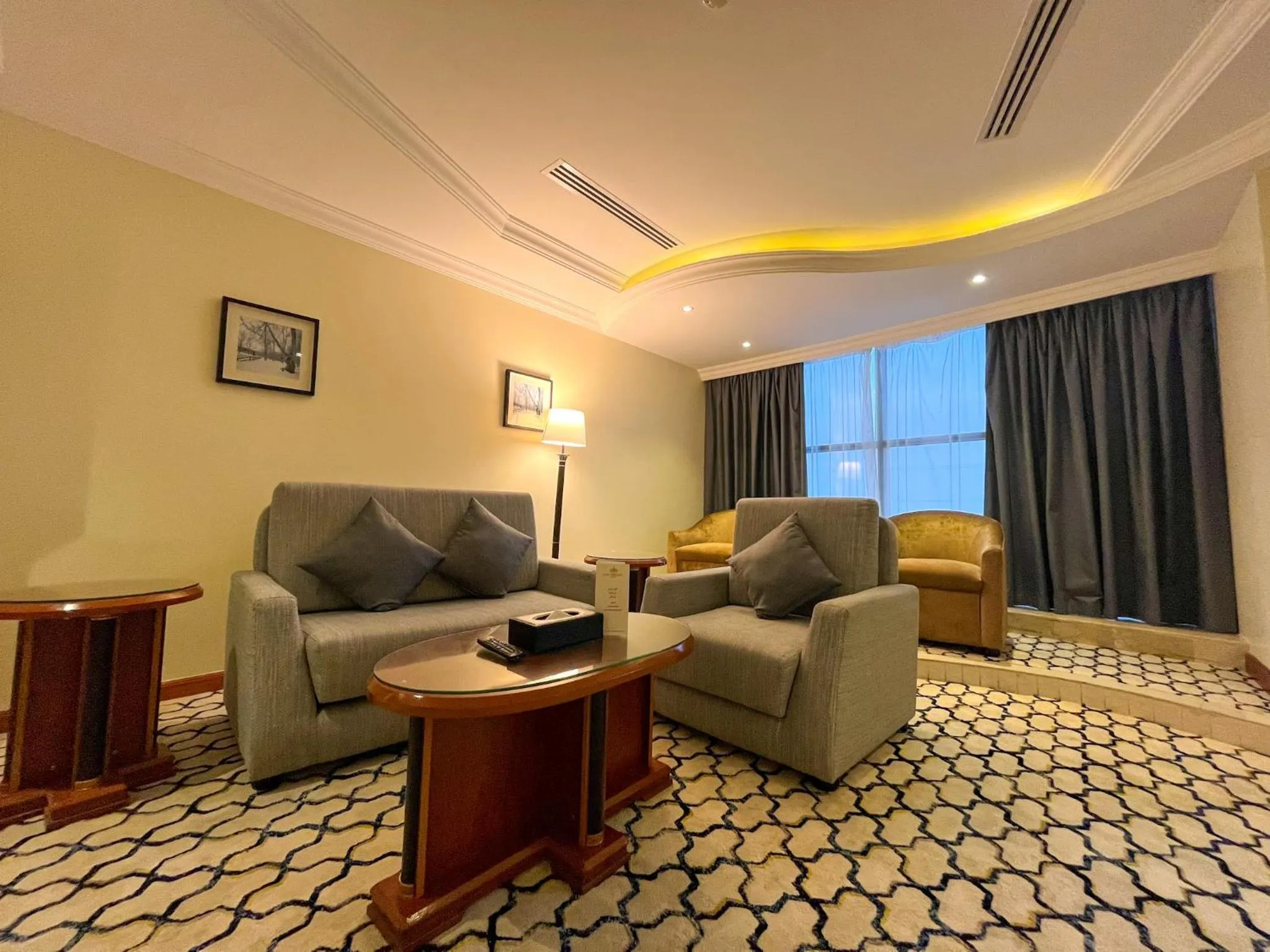 Living room in Crown Tower Hotel