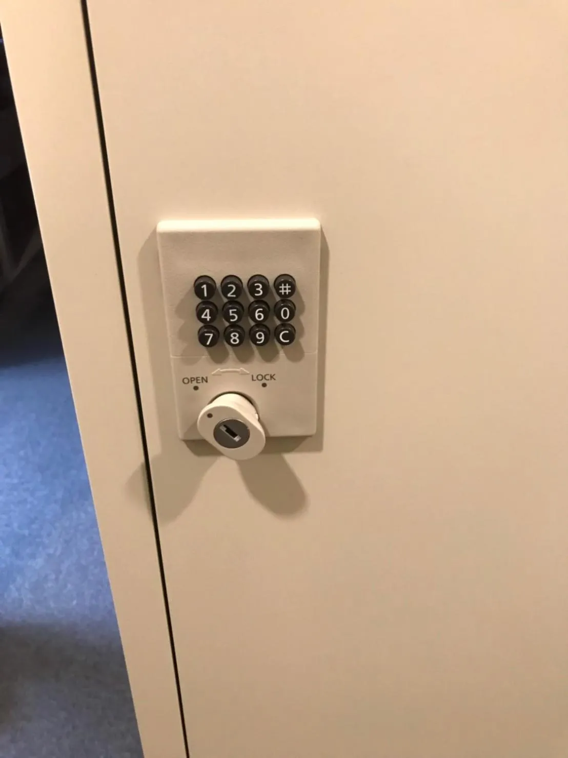 microwave in Choine Hotel Sapporo Teine