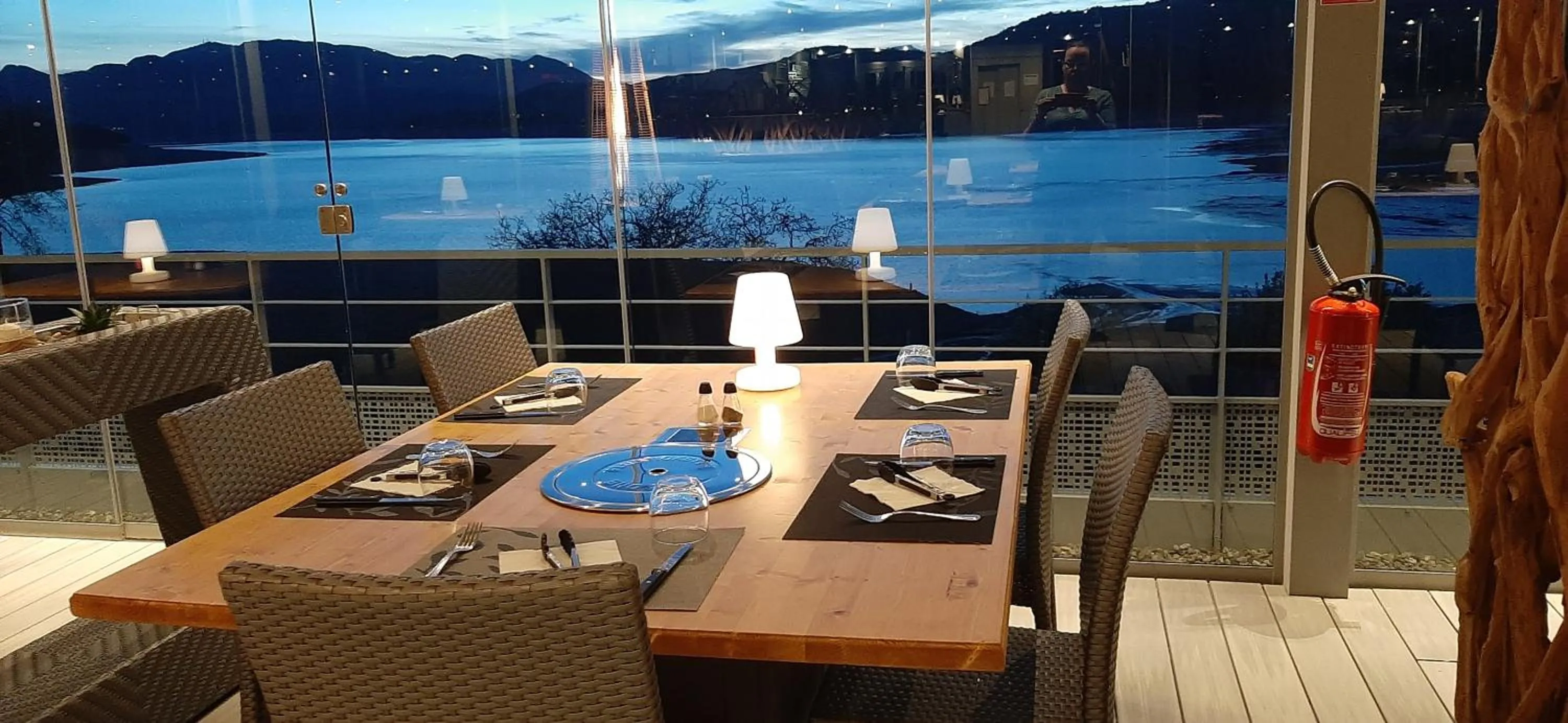 Restaurant/places to eat in Hôtel Les Flots Bleus