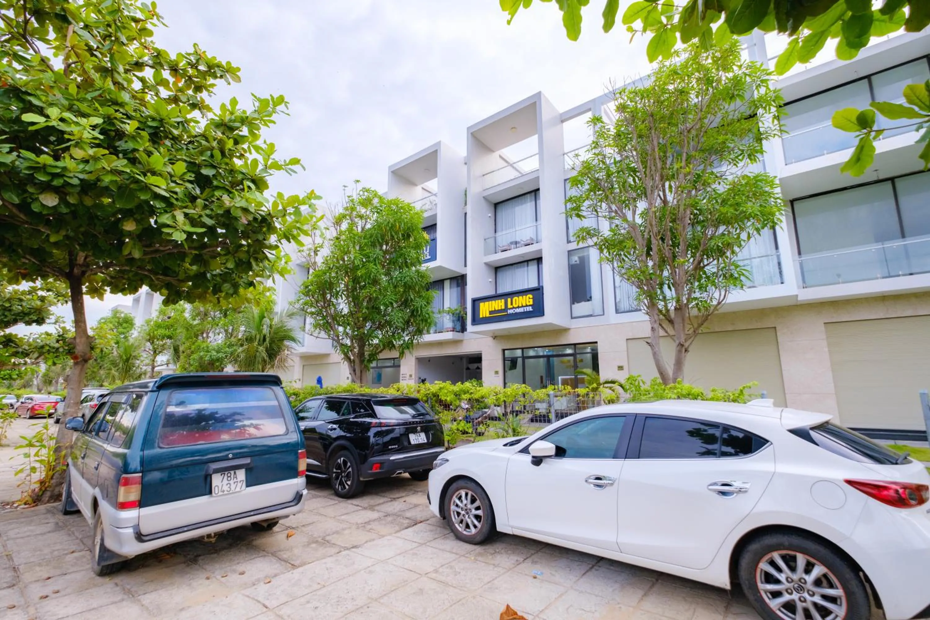 Property building in Khách sạn Minh Long