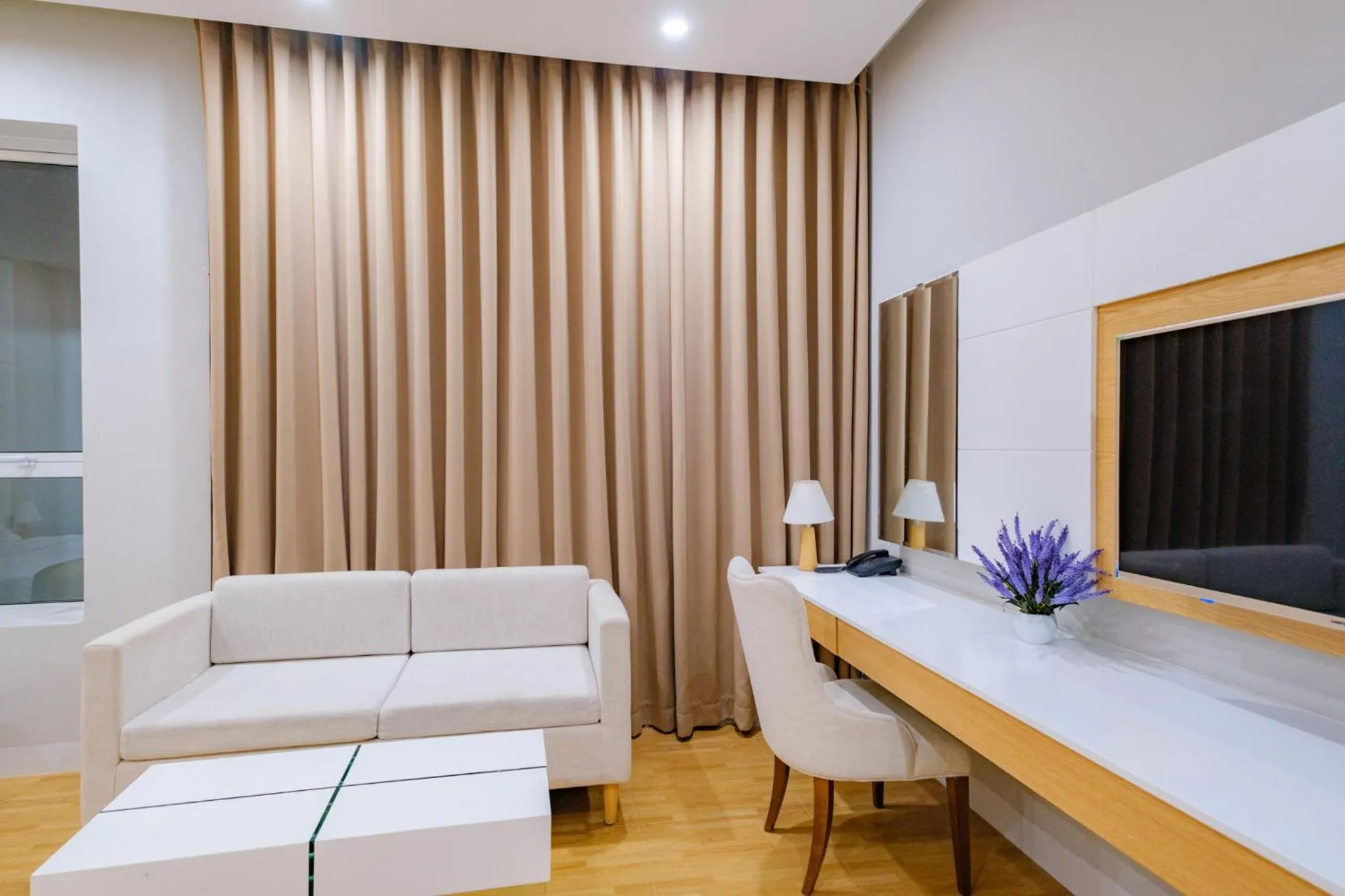 TV and multimedia in Khách sạn Minh Long