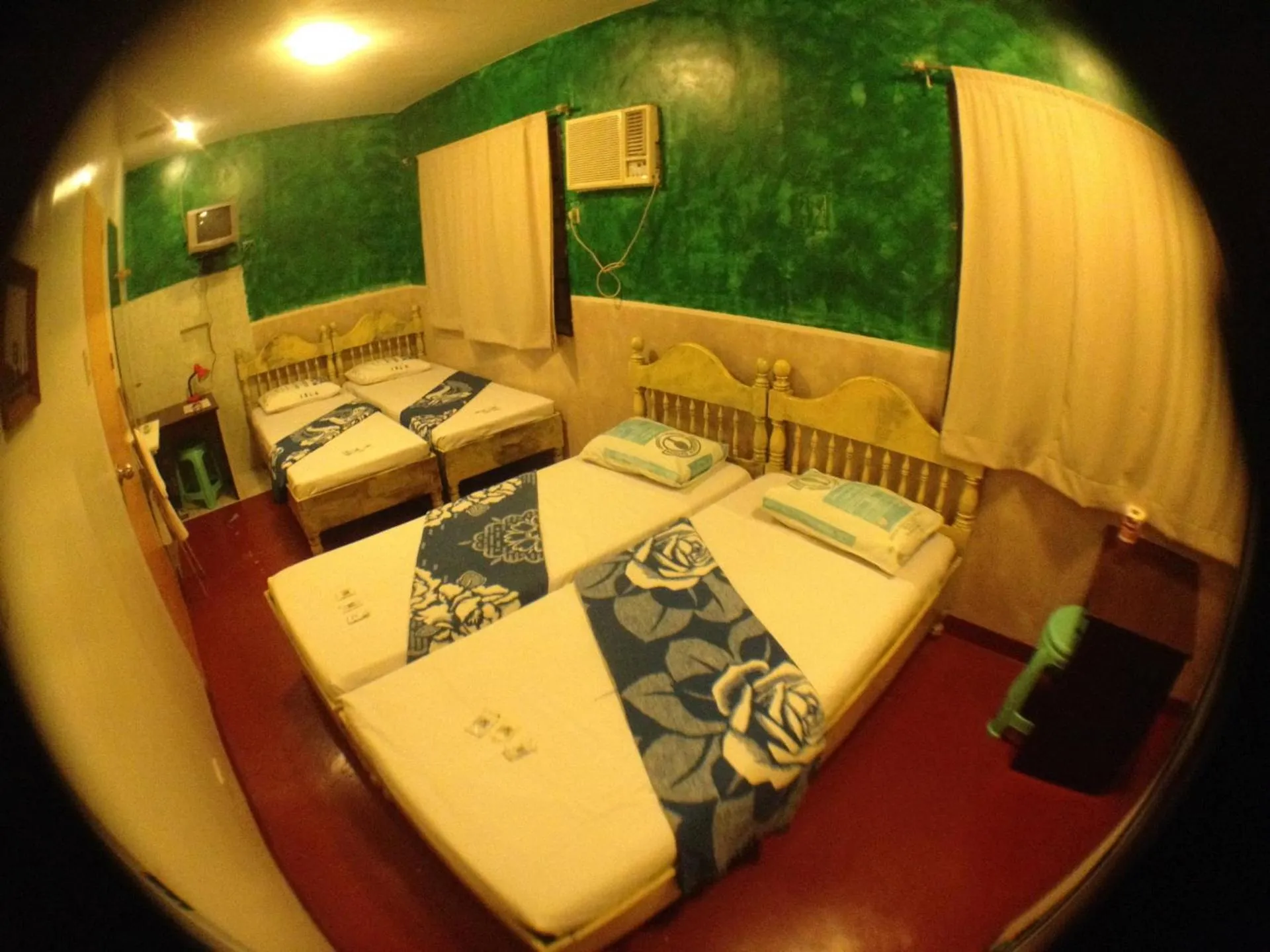 Photo of the whole room, Bed in Gabby's Bed & Breakfast