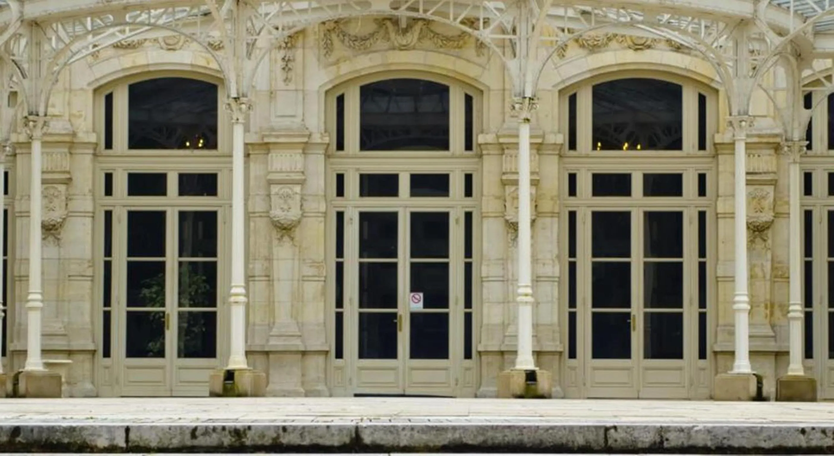 Facade/entrance in Hôtel Aletti Palace