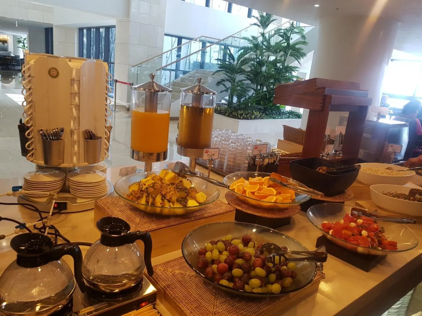 Breakfast in Co-op City Hotel Harborview