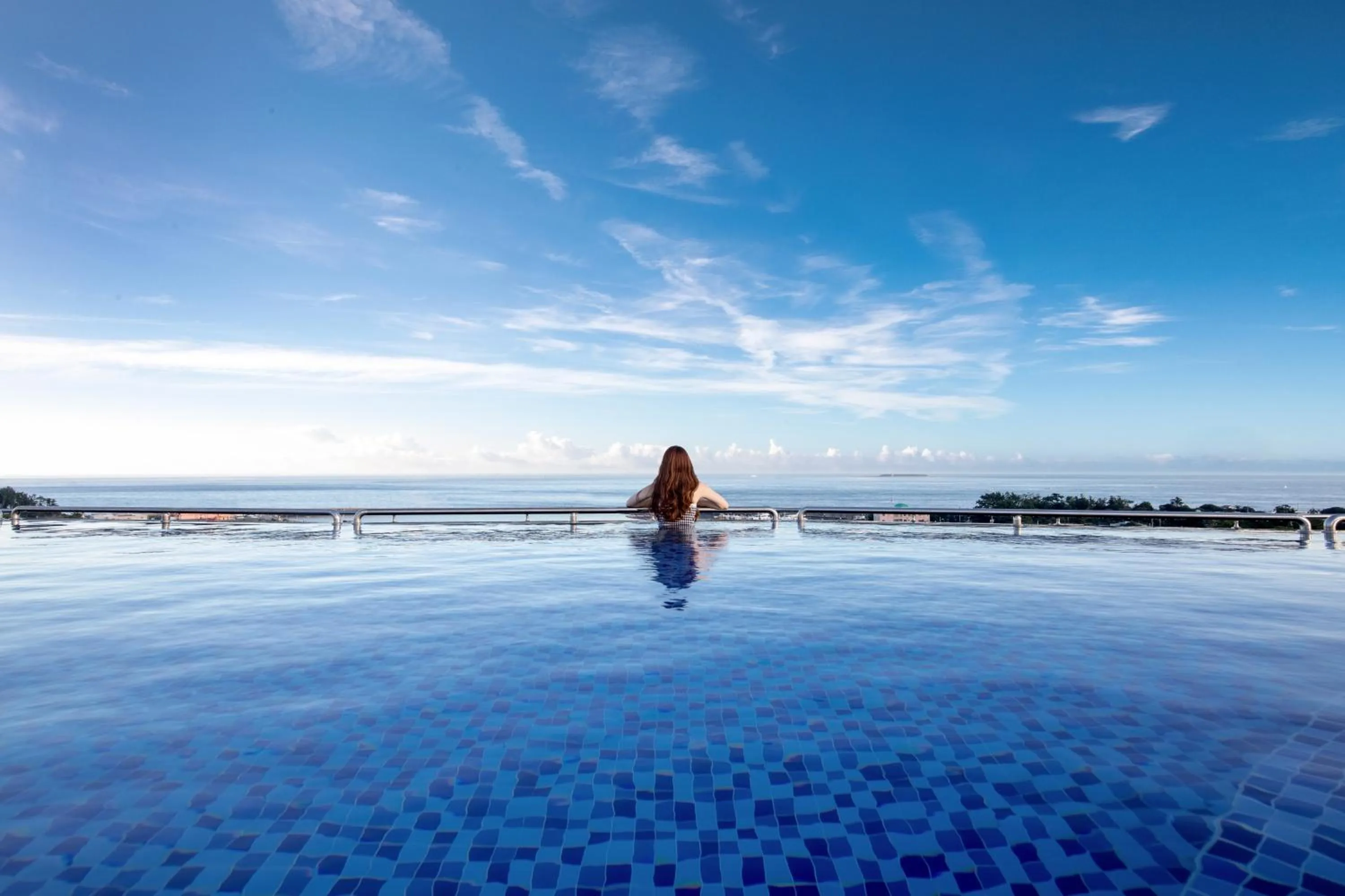 Swimming Pool in Co-op City Hotel Harborview