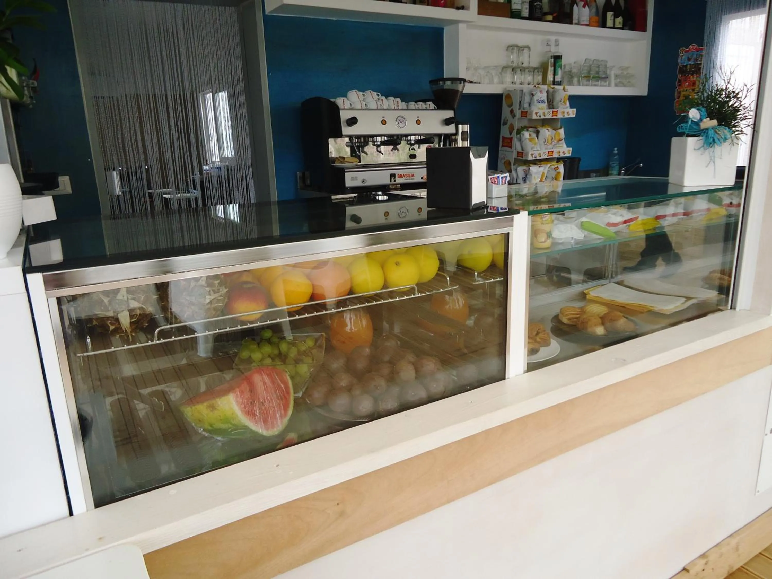 Food and drinks in Villa Dafne