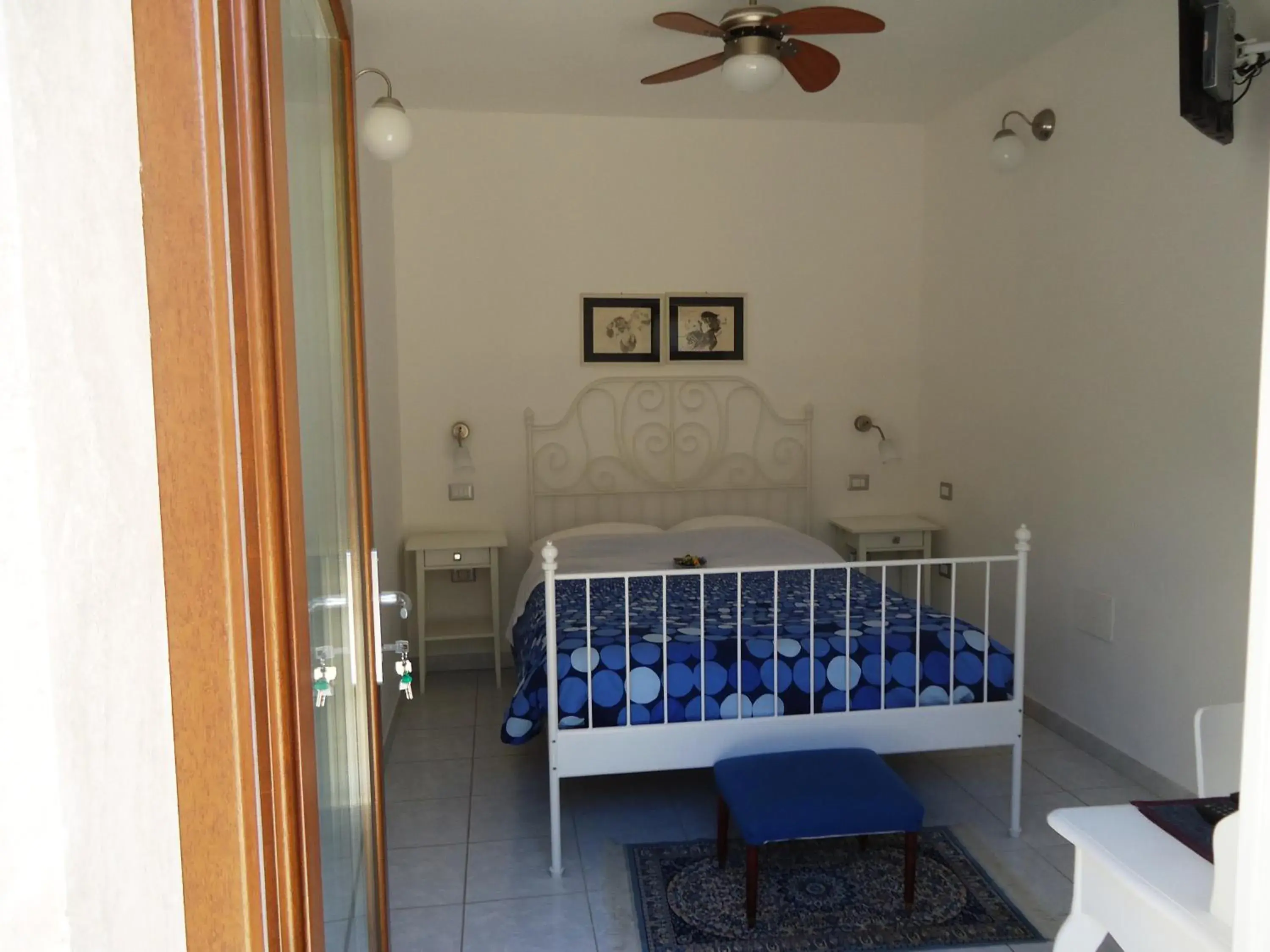 Double Room with Small Double Bed - single occupancy - Annex in Villa Dafne Double Room with Small Double Bed - single occupancy - Annex in Villa Dafne