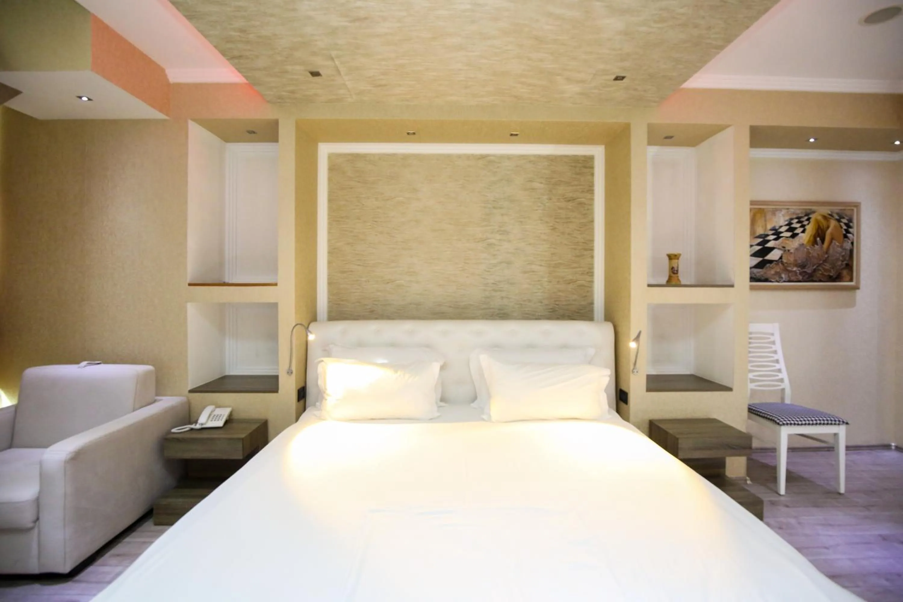 Bedroom, Bed in Hotel Partner & SPA