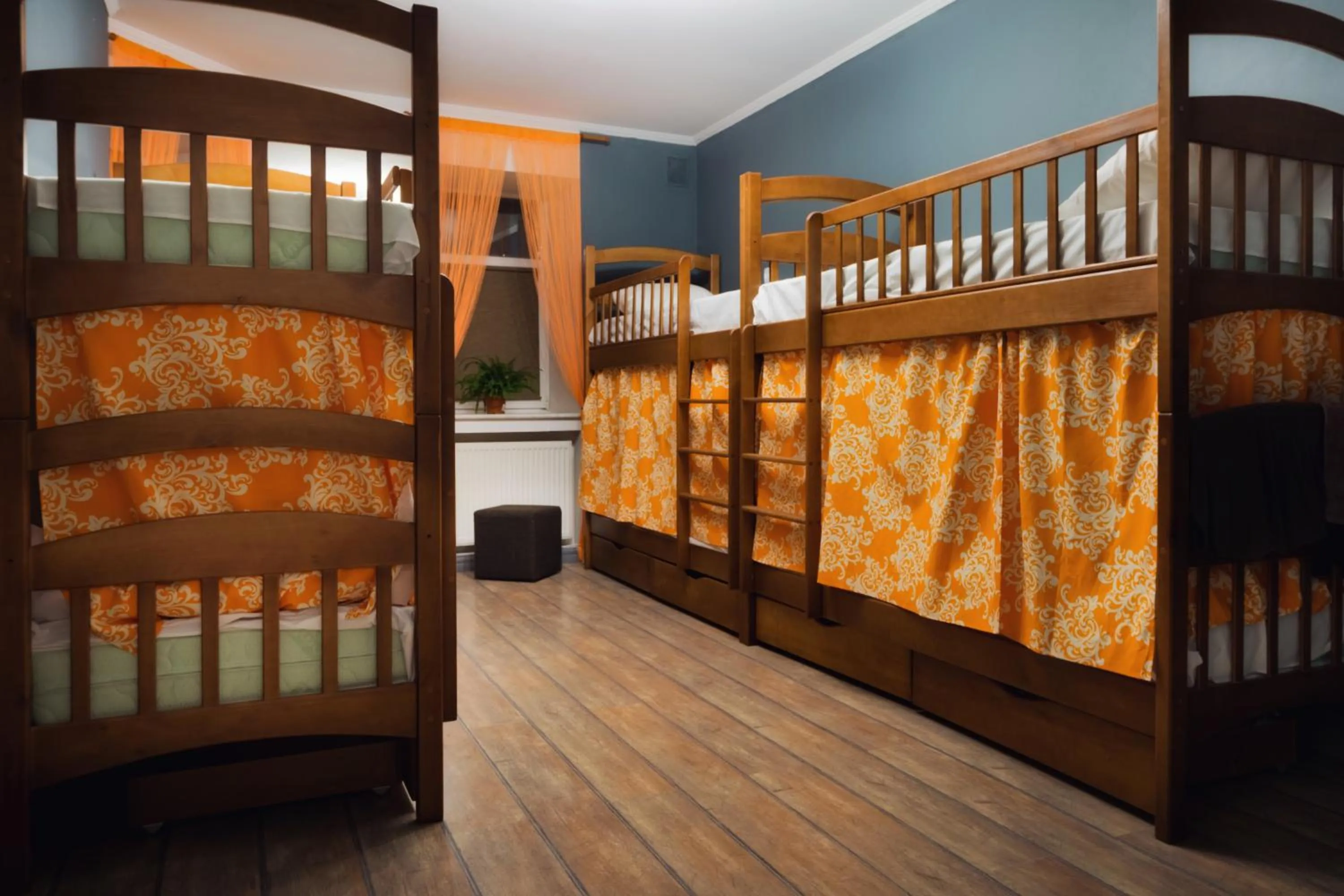 Bed in Friends Forever