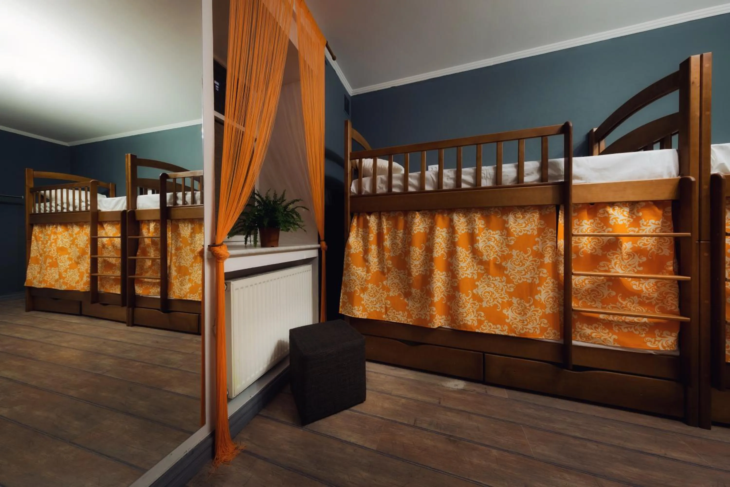 Bed in Friends Forever