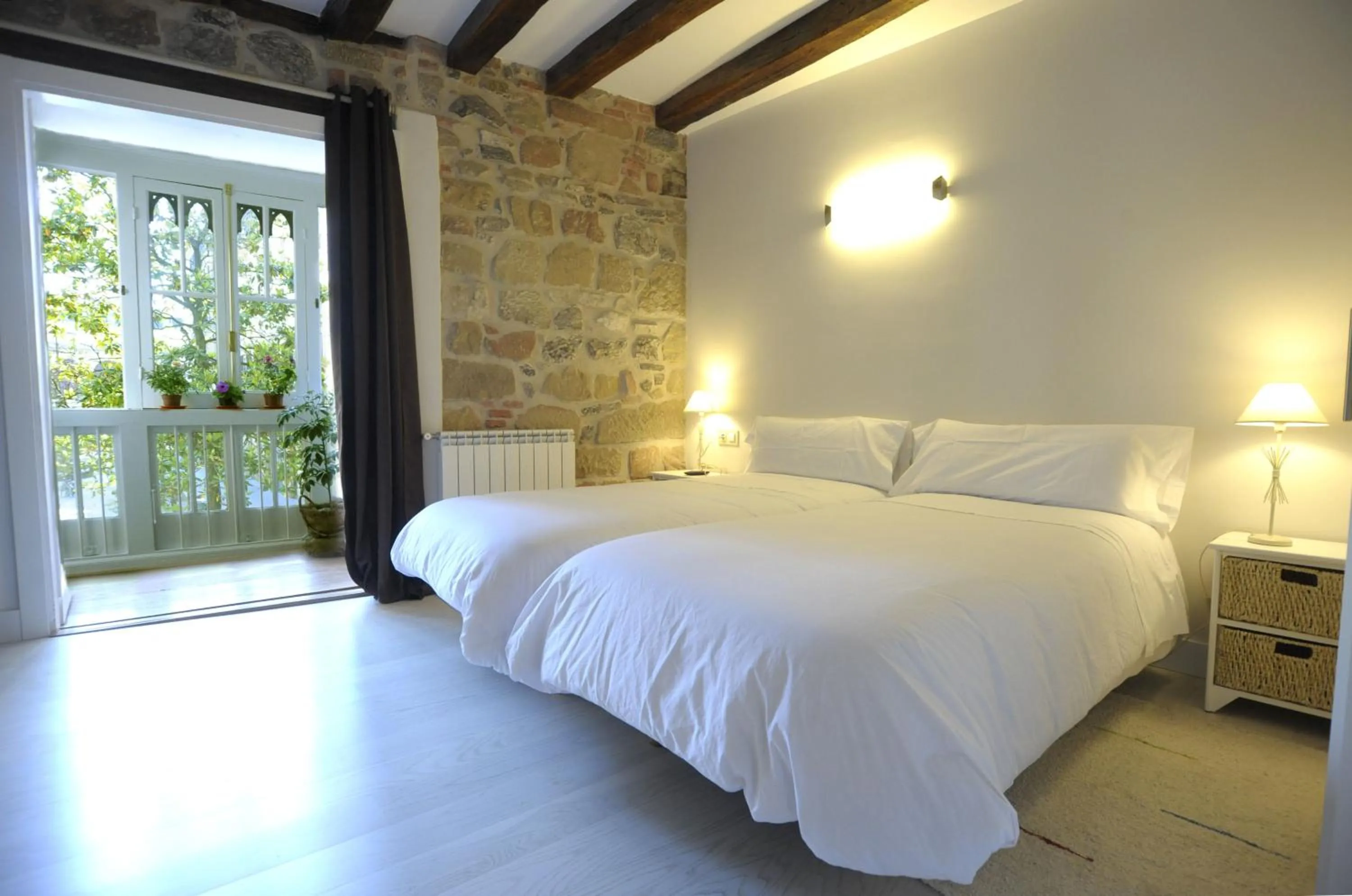 Bed in Artea Narrika