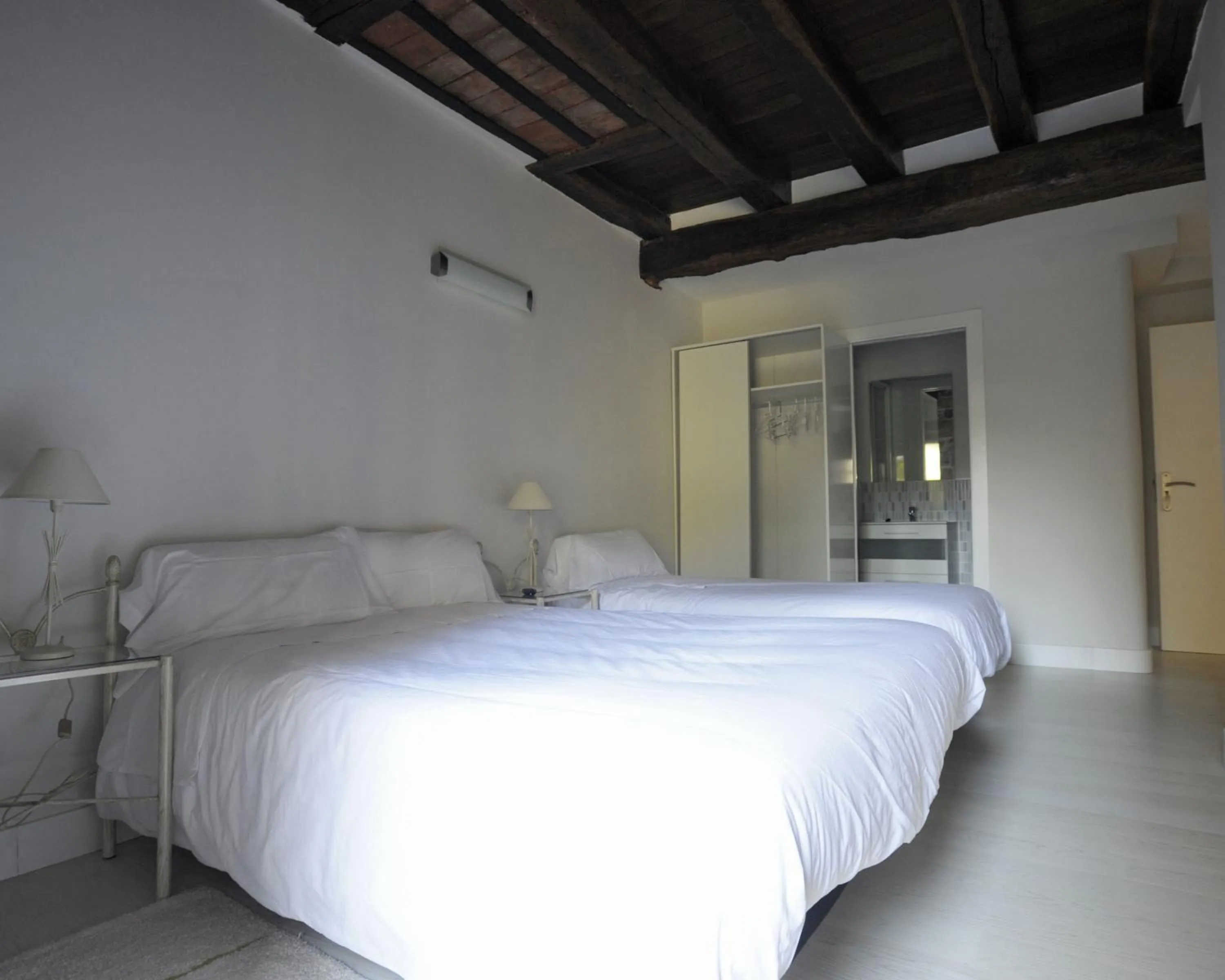 Bed in Artea Narrika