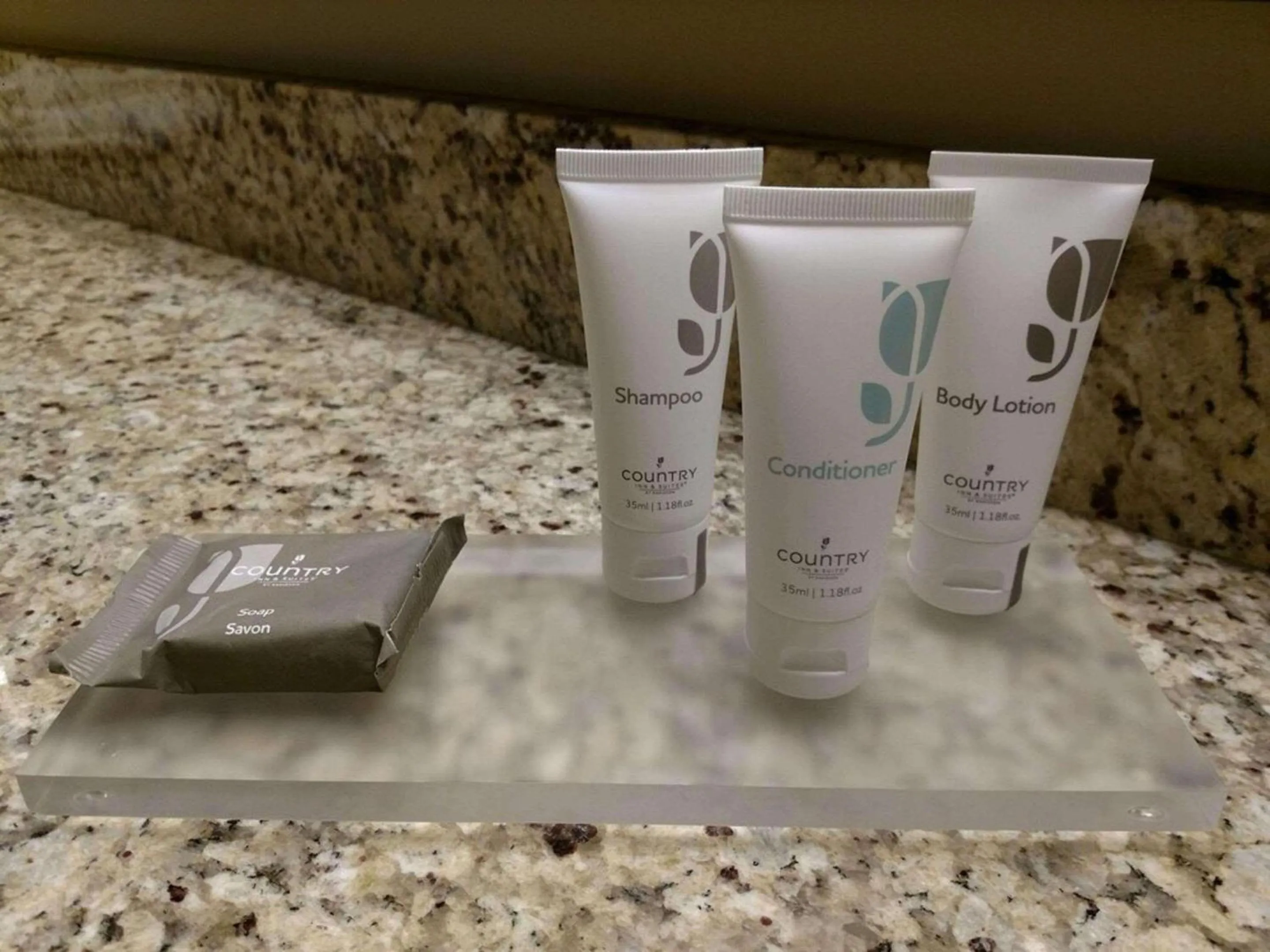 Bedroom in Country Inn & Suites by Radisson Bismarck Waterpark