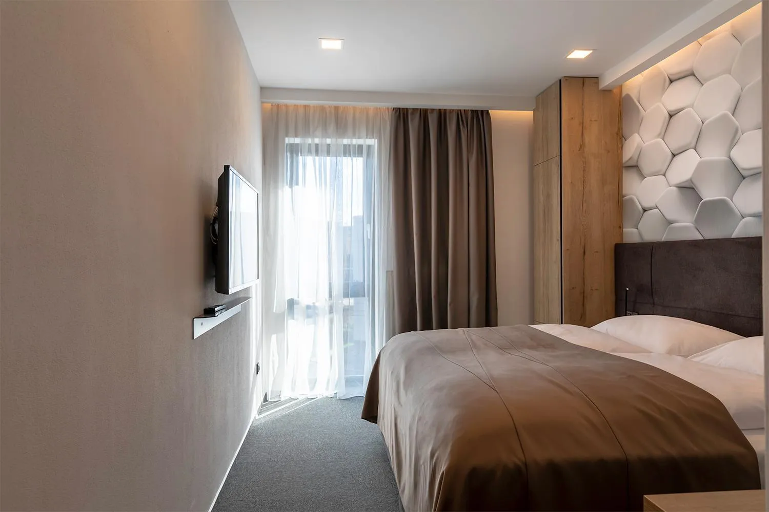 Bed in 4 SMART HOTEL