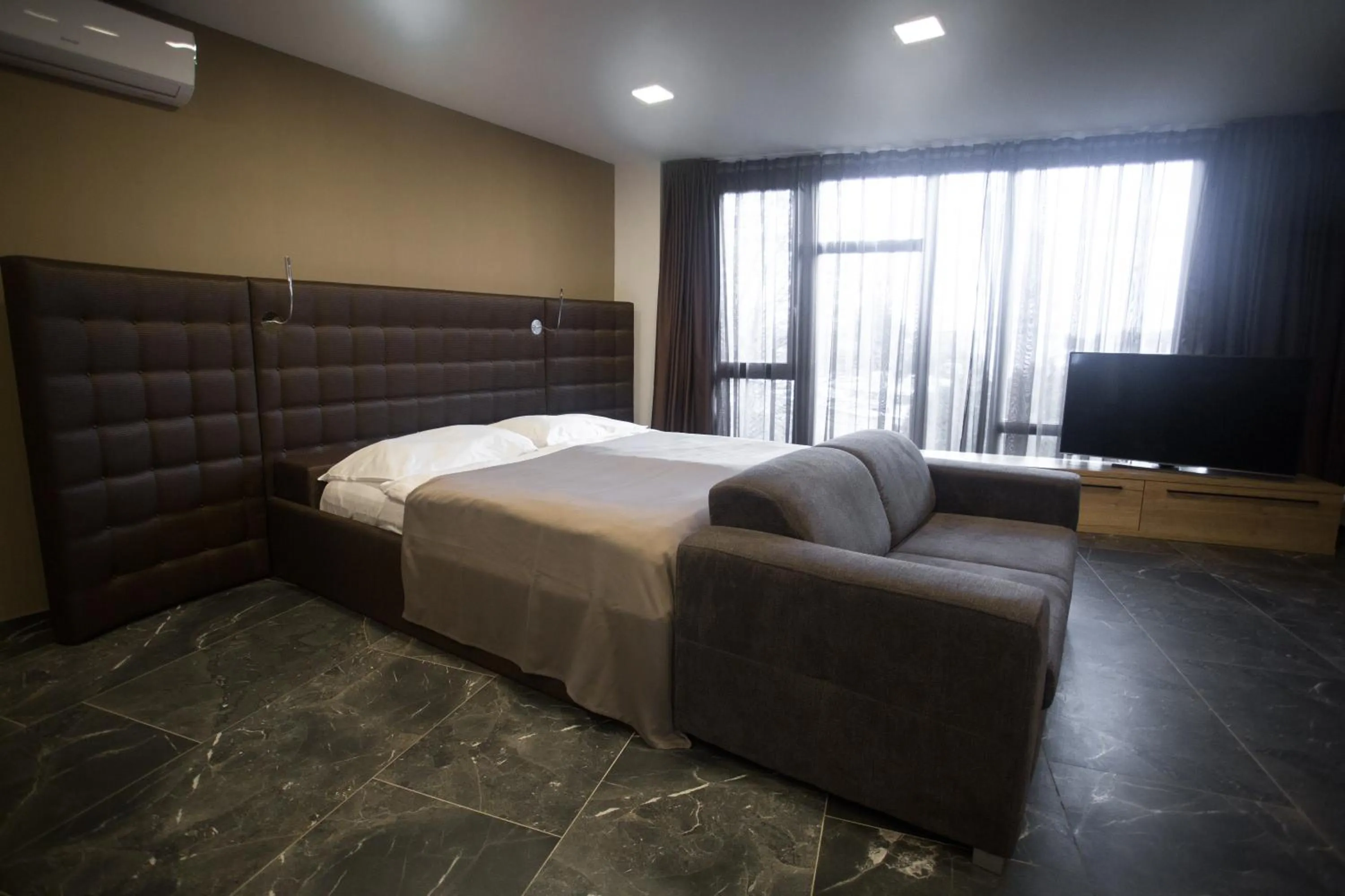 Bed in 4 SMART HOTEL