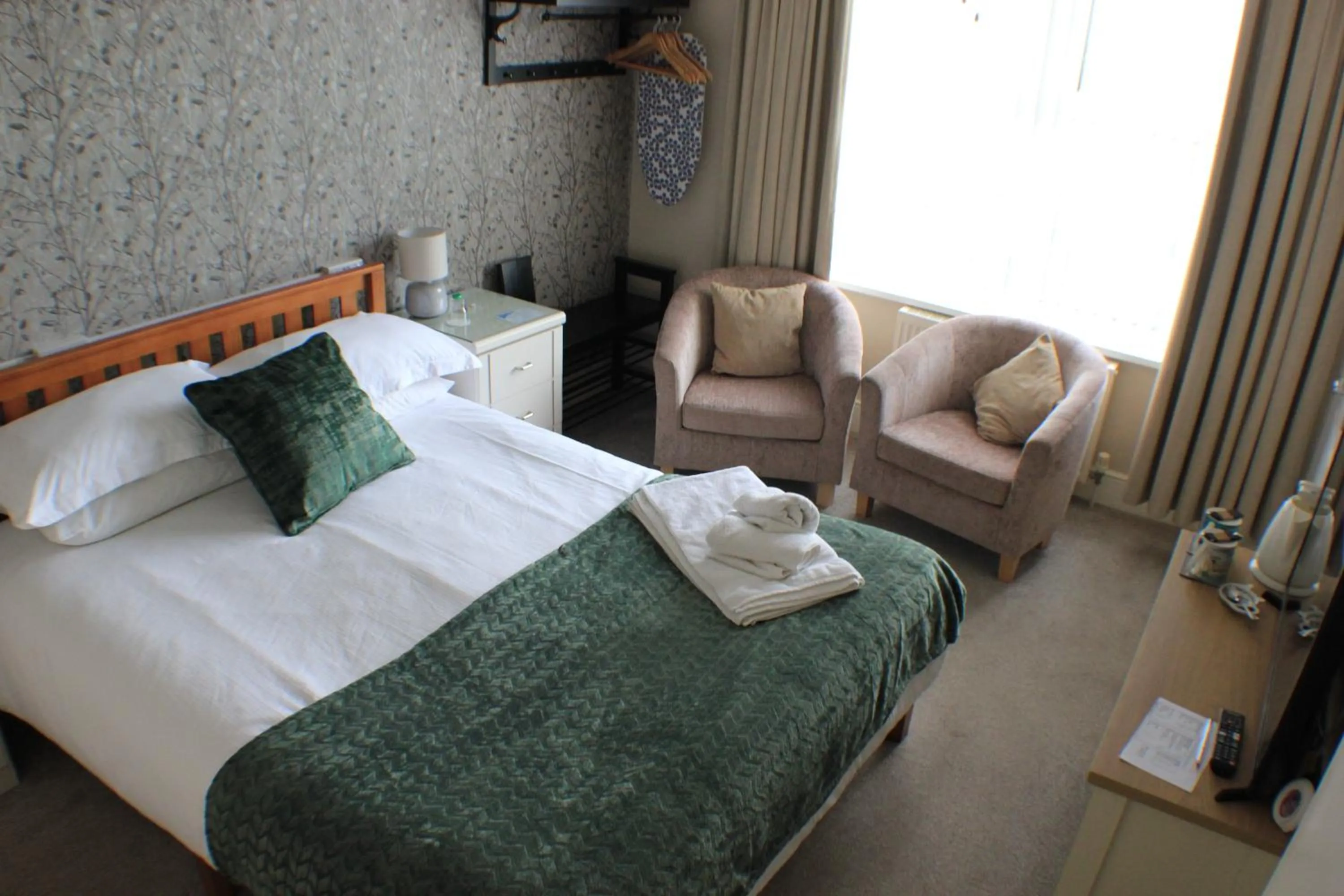 Bedroom, Bed in Merritt Guest House B&B