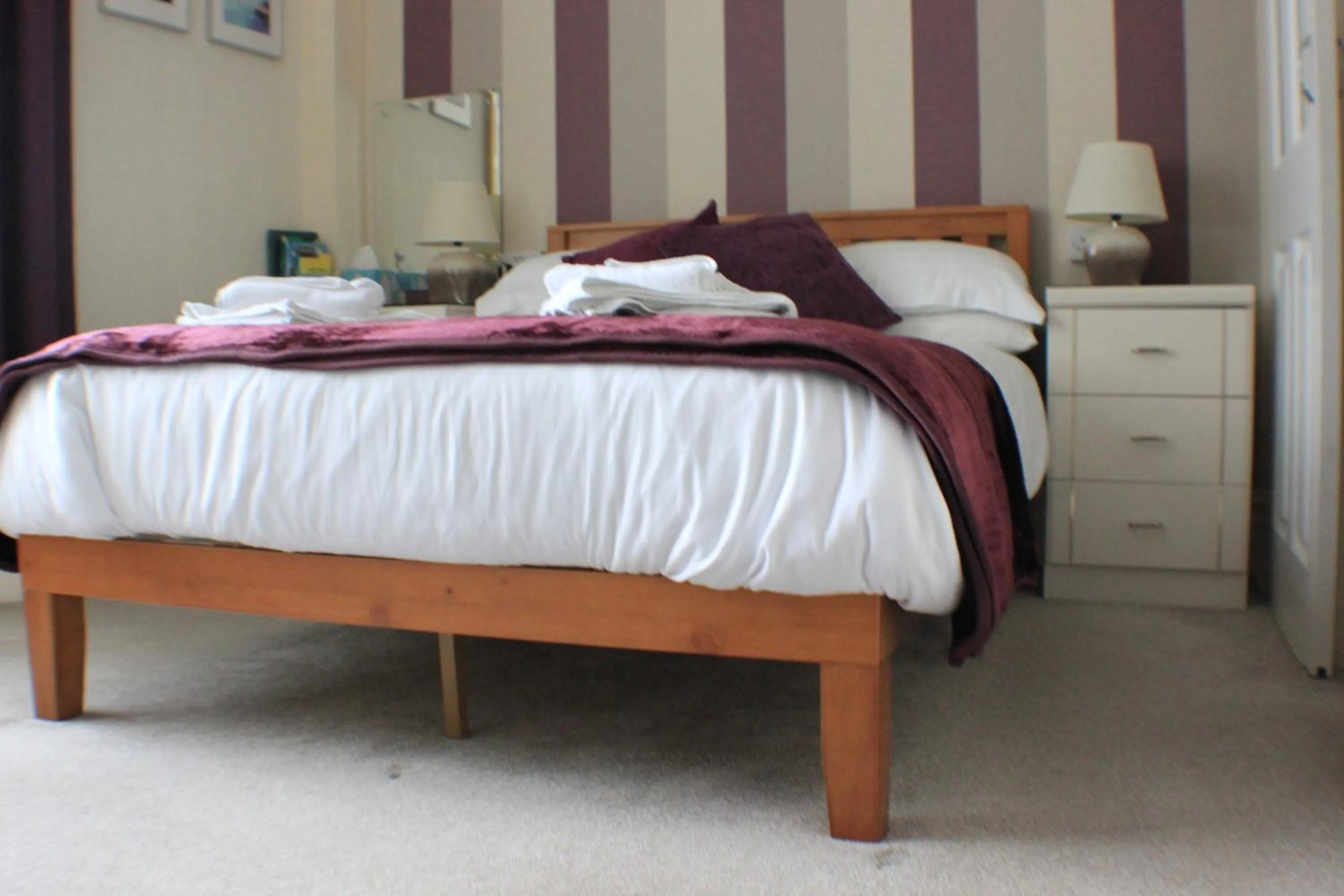 Photo of the whole room, Bed in Merritt Guest House B&B