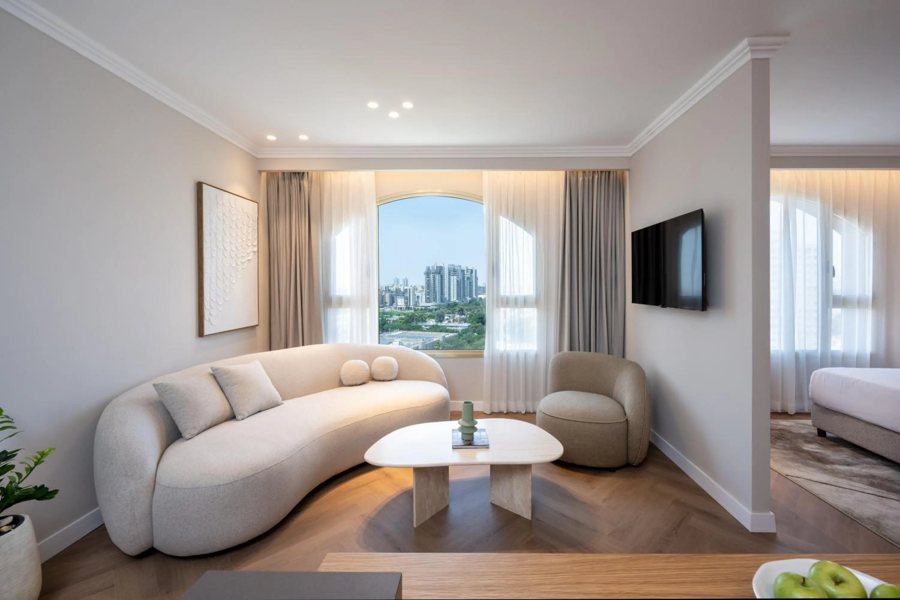 Bed in Leonardo Hotel Negev