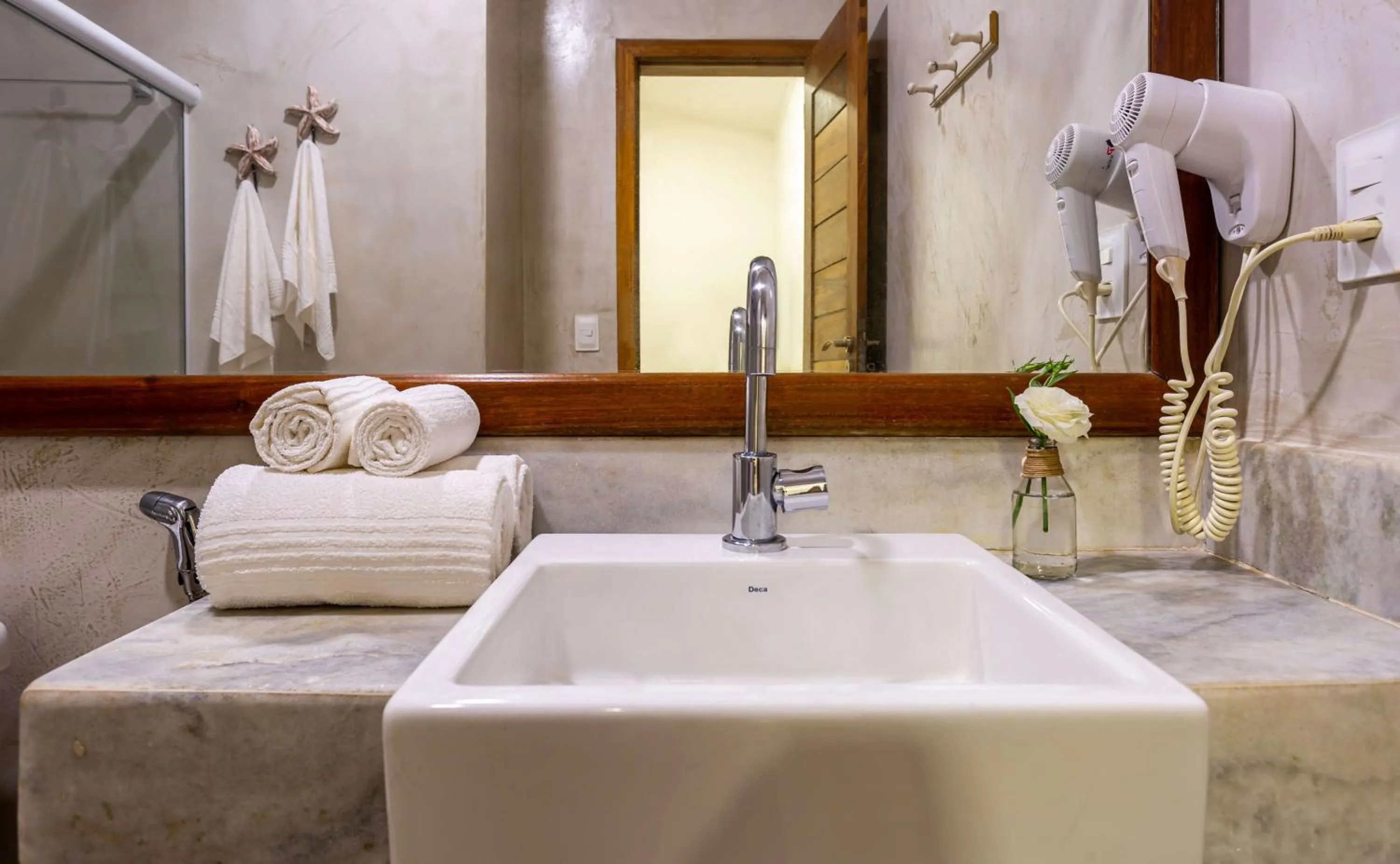 Bathroom in Pousada Sambass