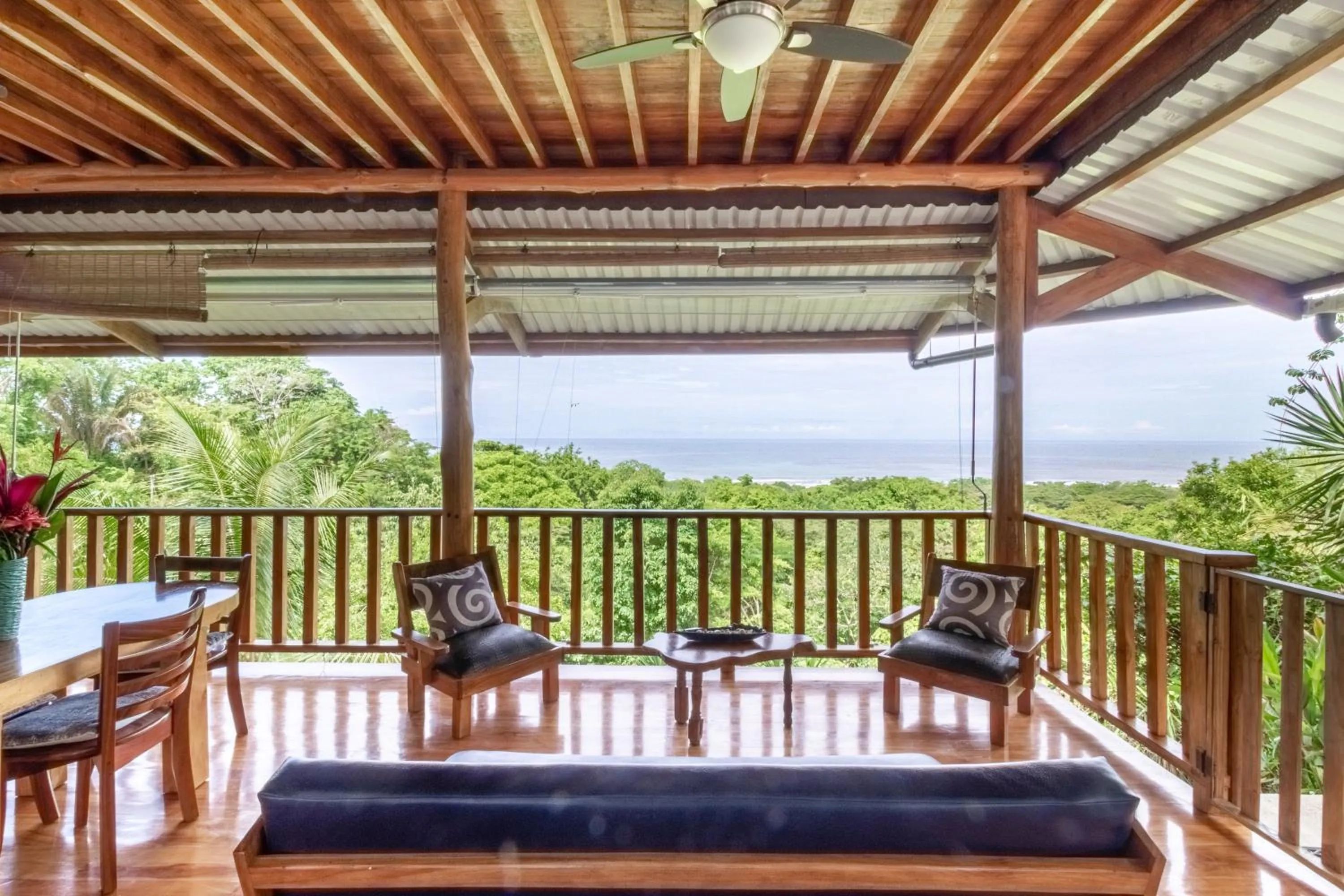 Living room in Vista Naranja Ocean View House
