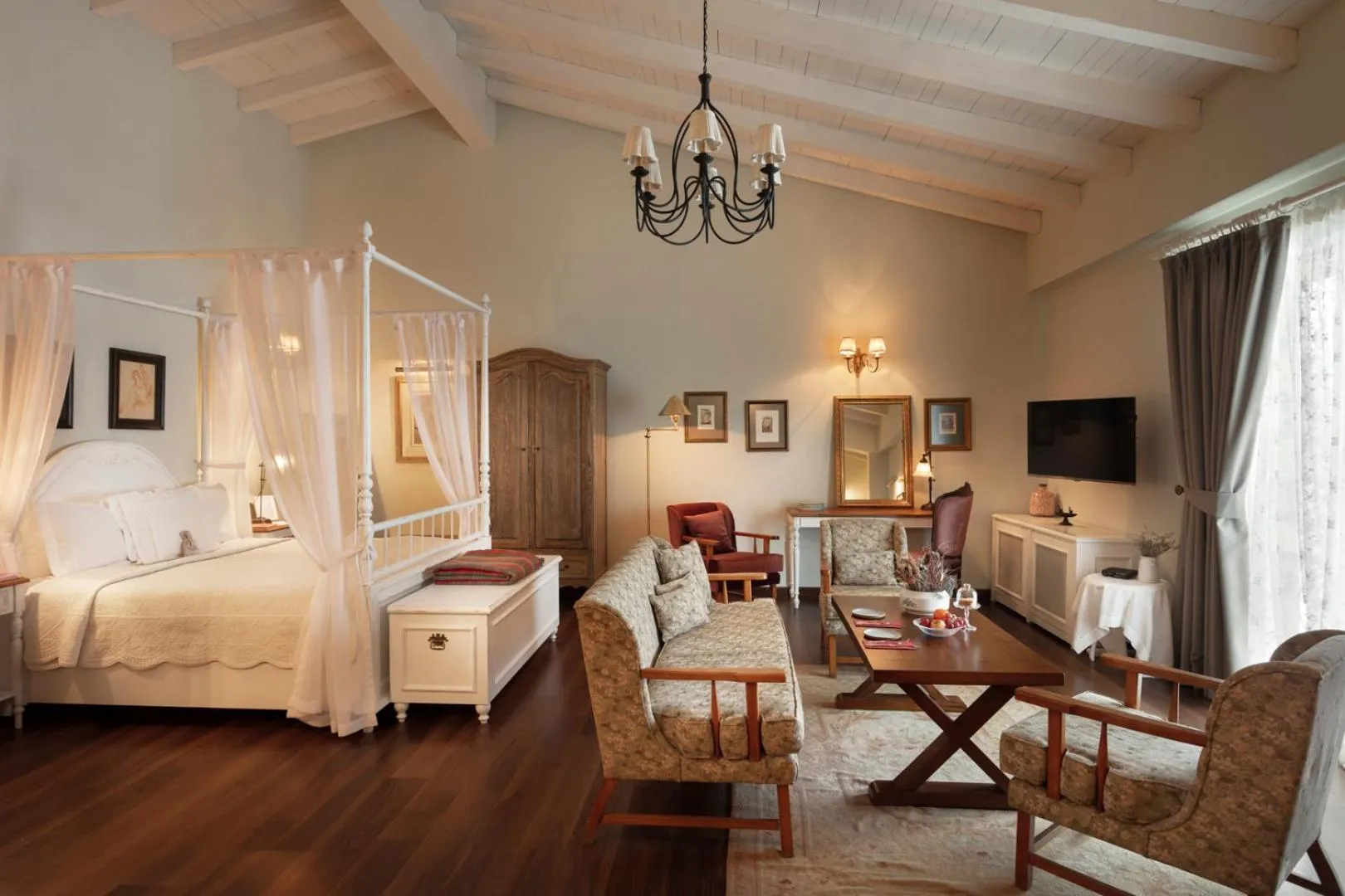 Bed in Casa Lavanda Boutique Hotel