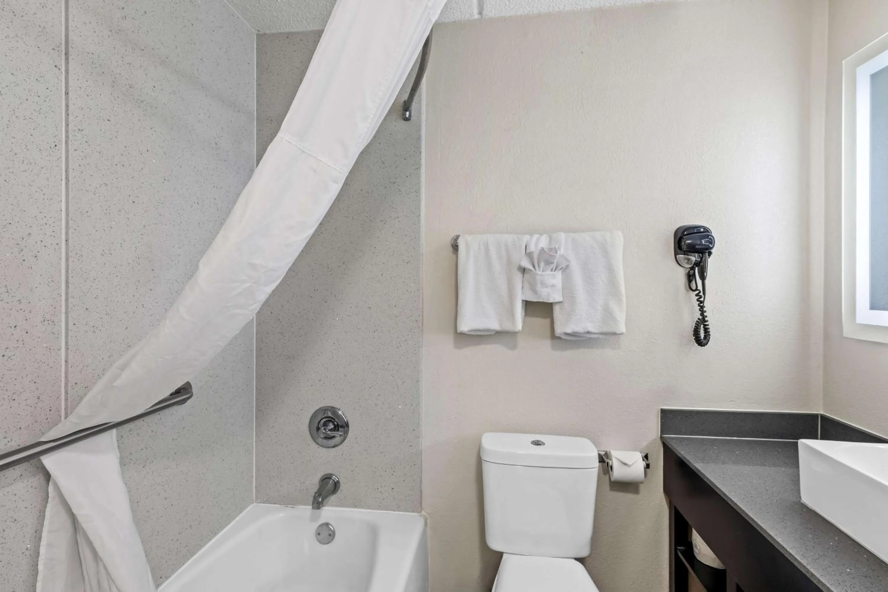 Bathroom in Best Western Atlanta Cumberland Galleria Hotel