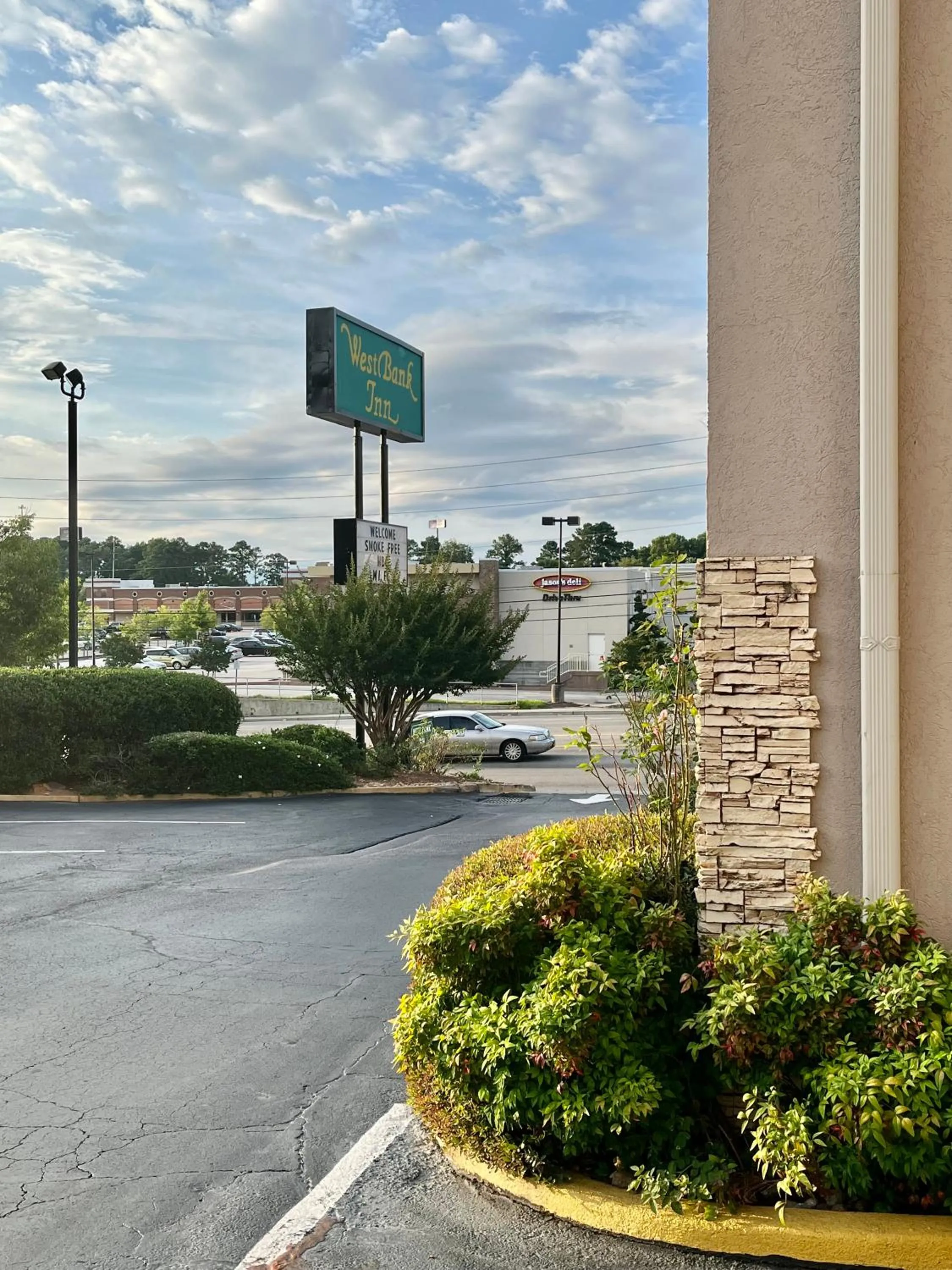 Garden in West Bank Inn