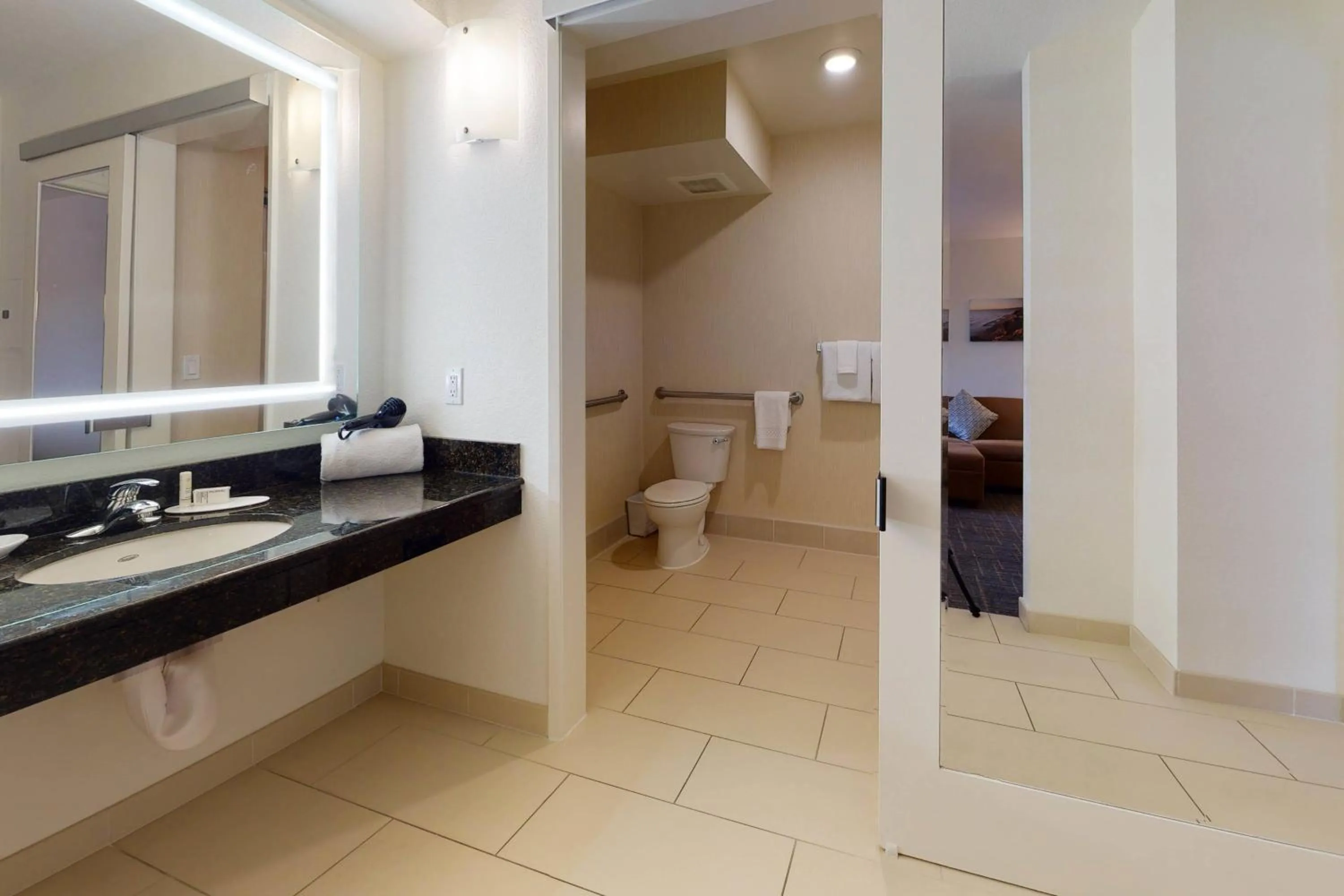 Bathroom in Residence Inn San Diego Del Mar