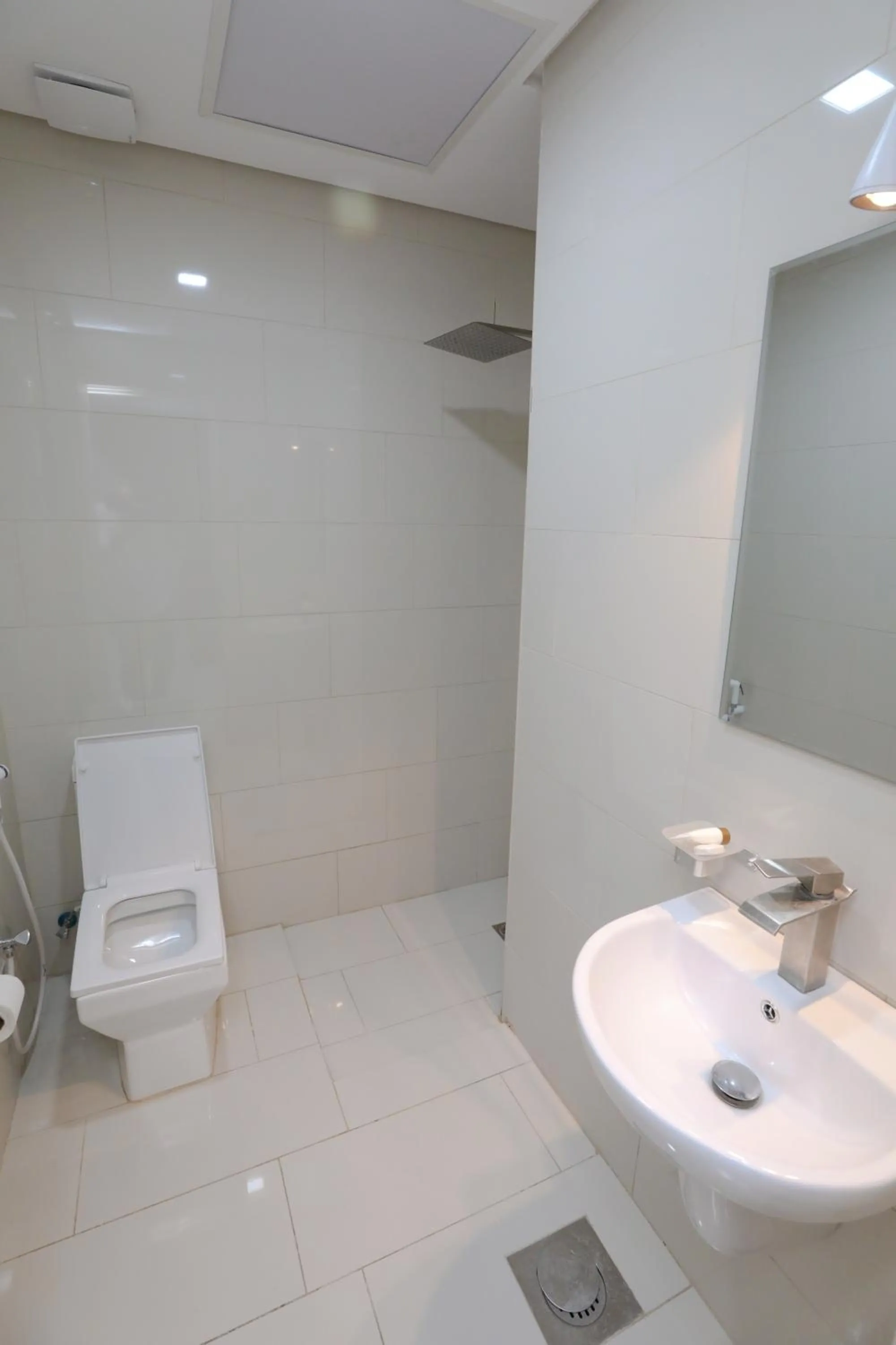 Bathroom in ماجيك سويت بوليفارد Magic Suite Boulevard