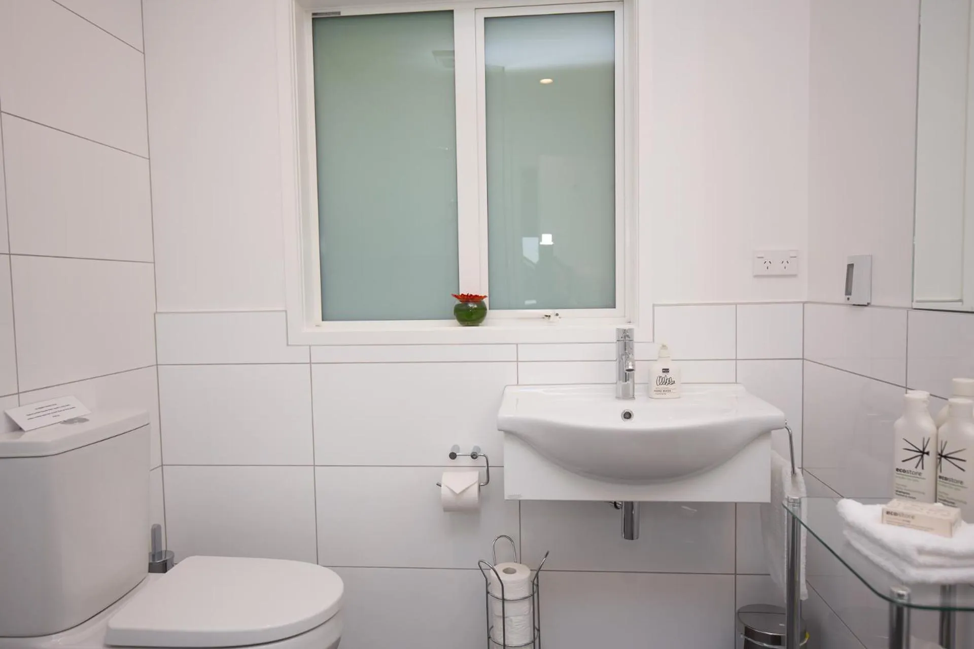 Toilet in Treghan Luxury Lodge