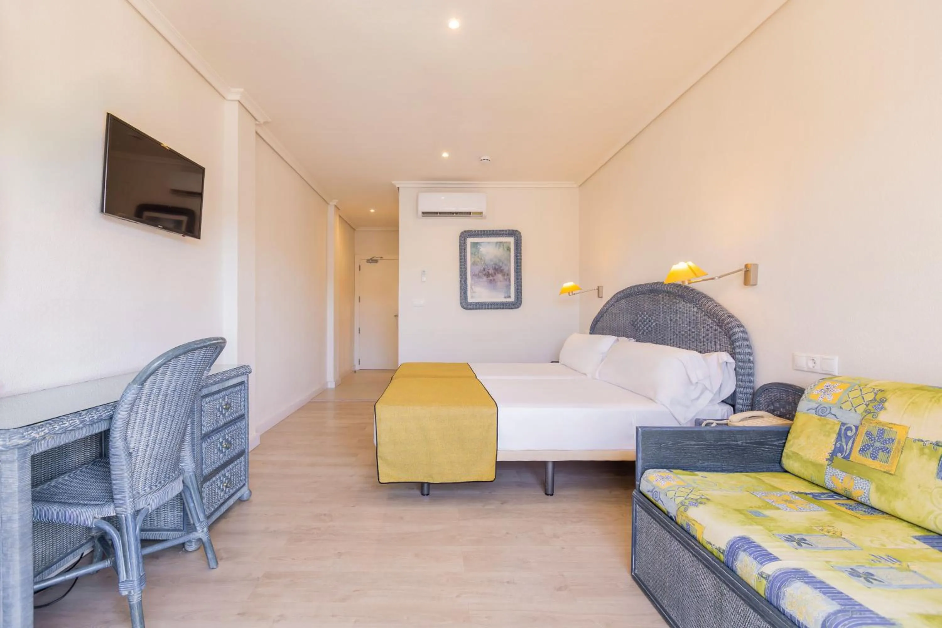 Bedroom, Bed in Moon Dreams Roquetas