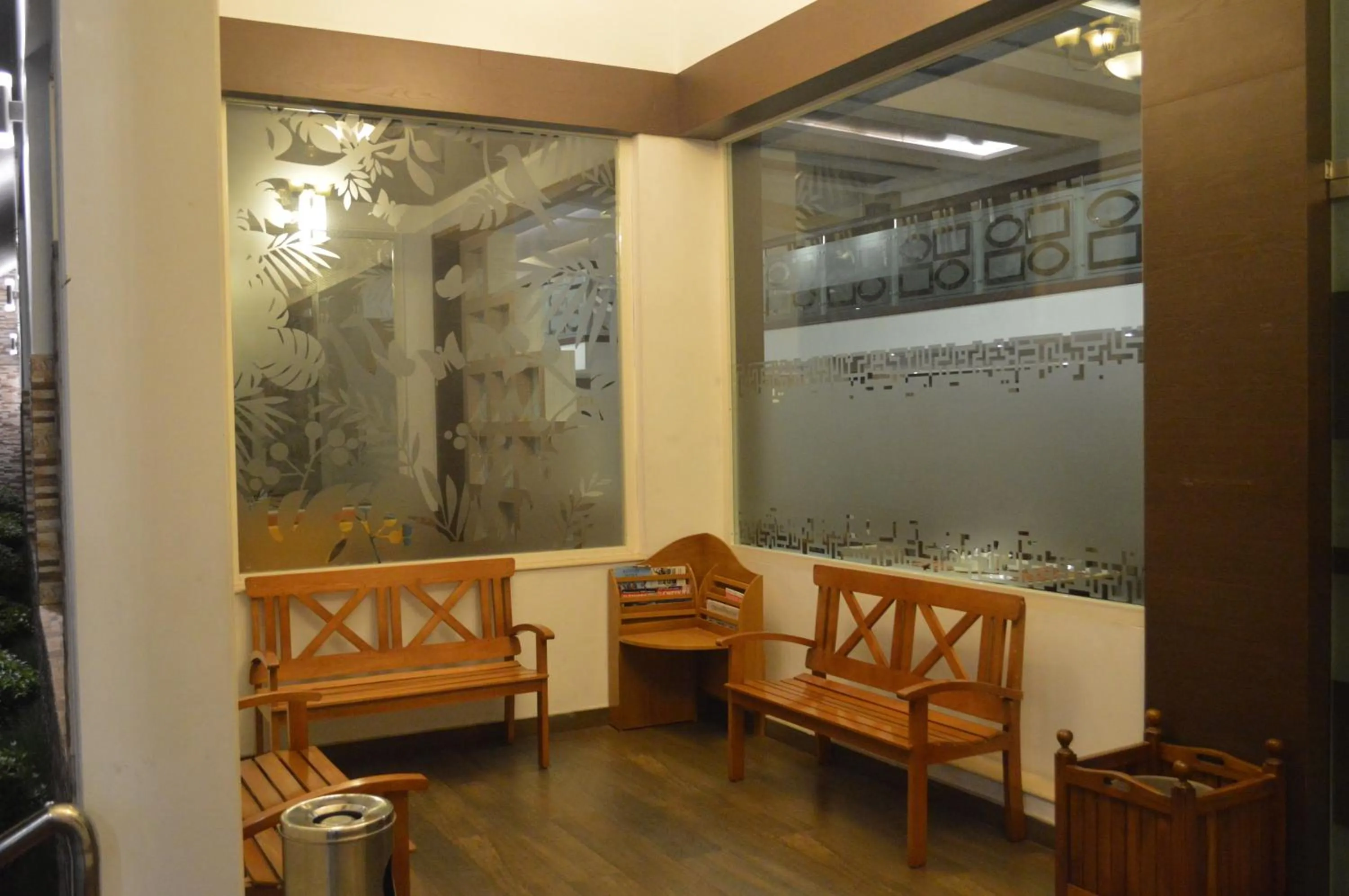 Restaurant/places to eat in Hotel Aida