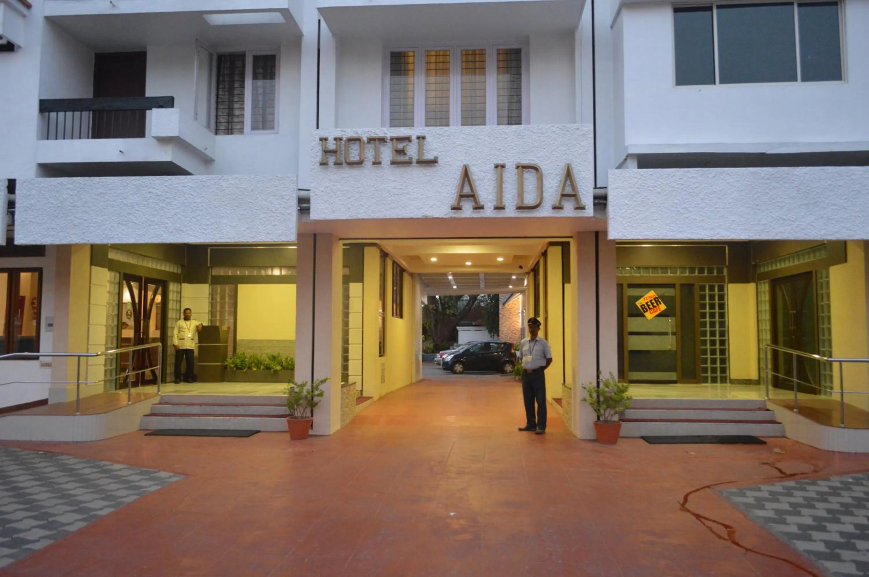 Facade/entrance in Hotel Aida