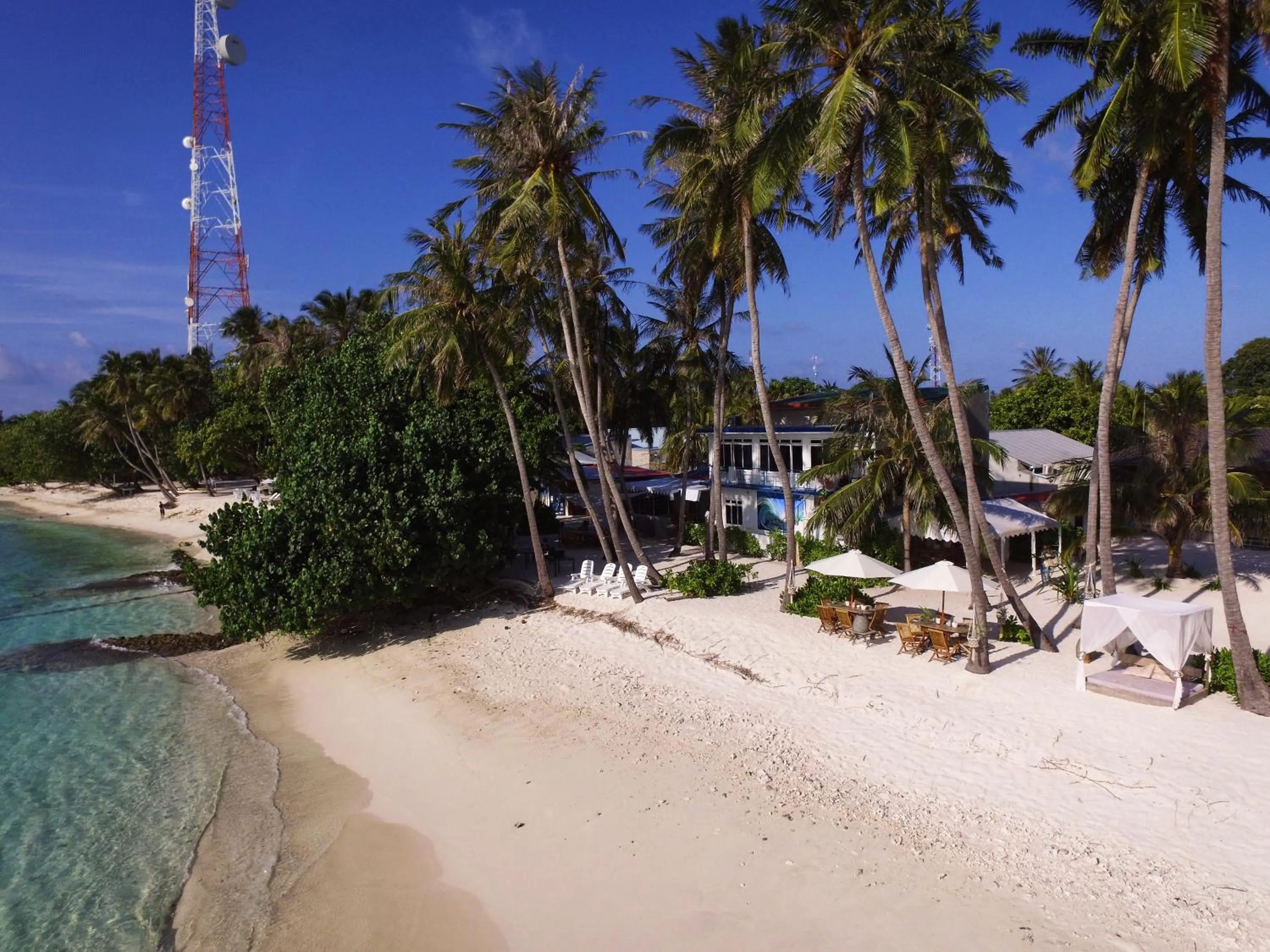 Property building in Batuta Maldives Surf View