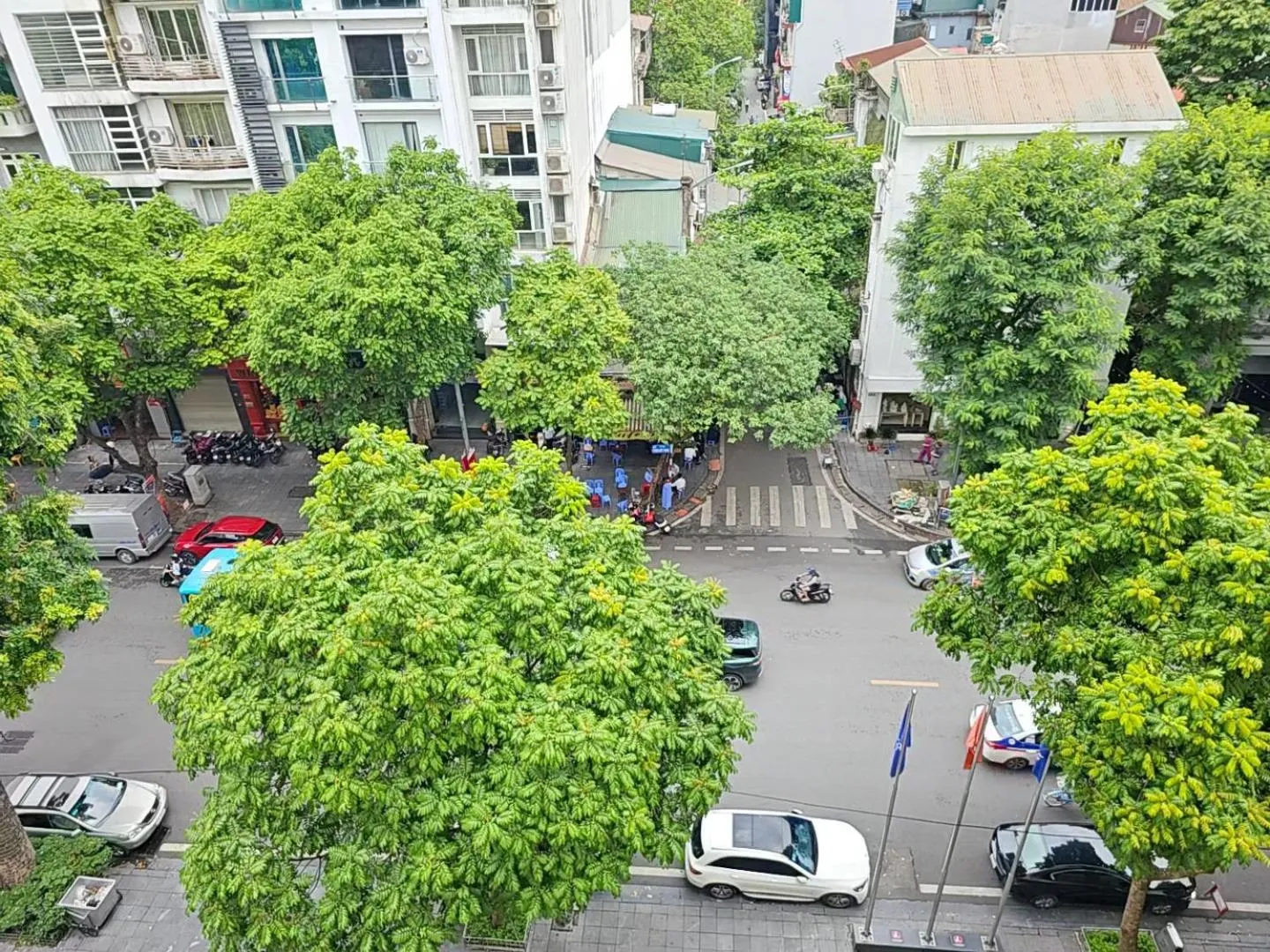 Quiet street view in Hilton Garden Inn Hanoi