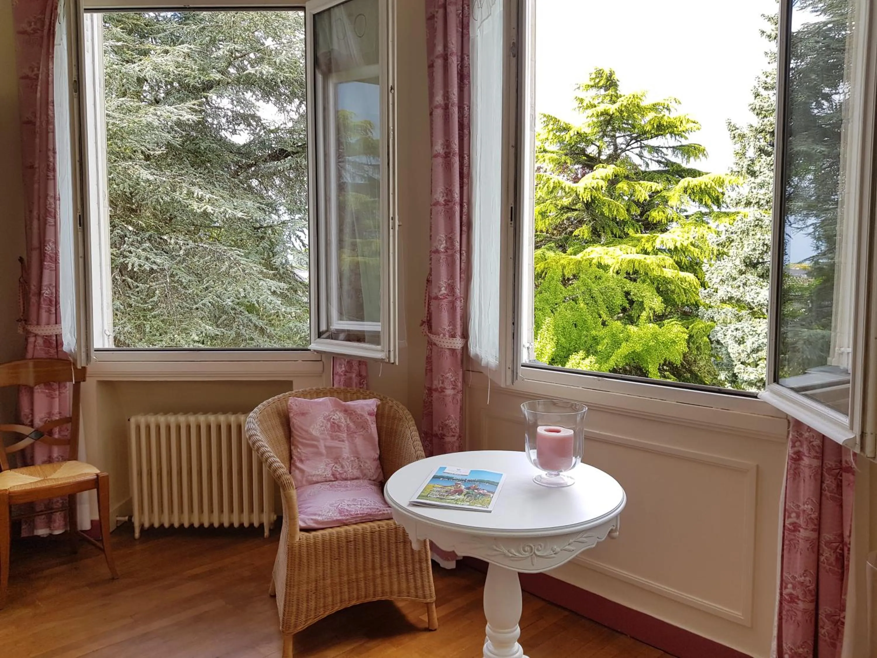 Property building in Domaine de l'Oie Rouge