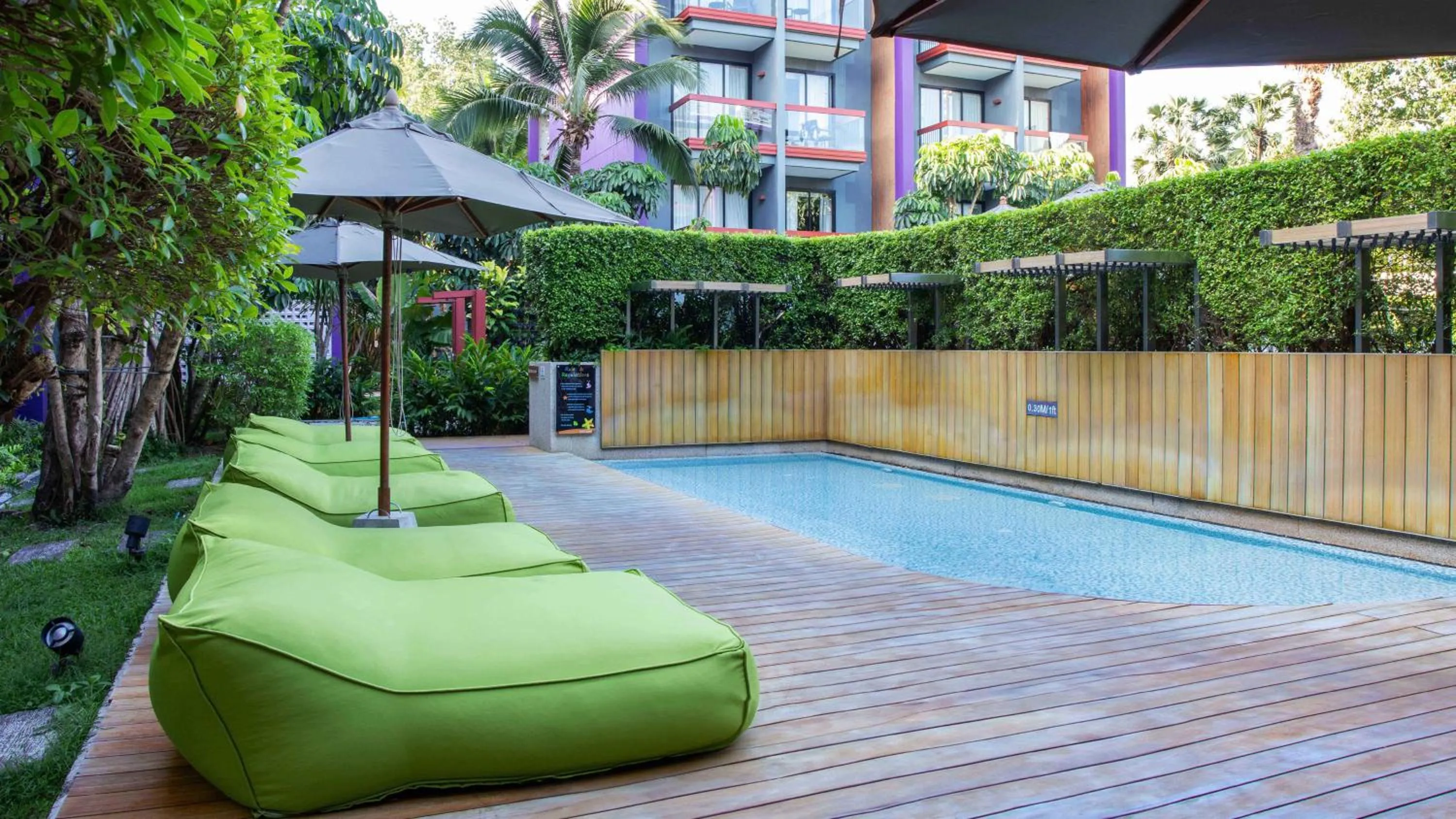 Swimming pool in Holiday Inn Express Phuket Patong Beach Central by IHG