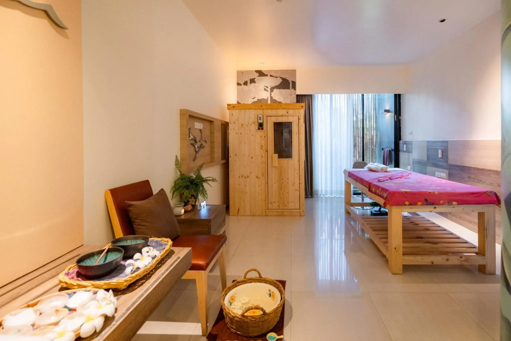 Spa and wellness centre/facilities, Bed in Holiday Inn Express Phuket Patong Beach Central by IHG